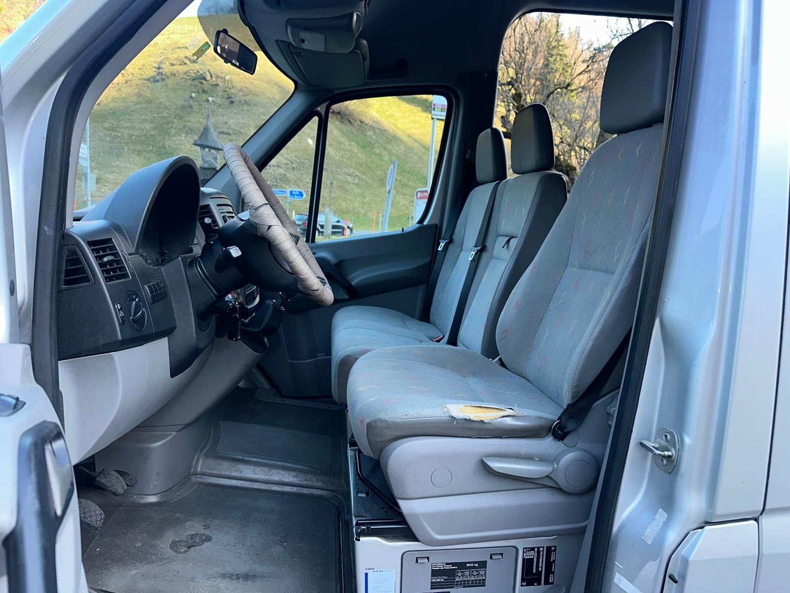 VW Crafter 35 2.5 TDI 109 PS-image-13