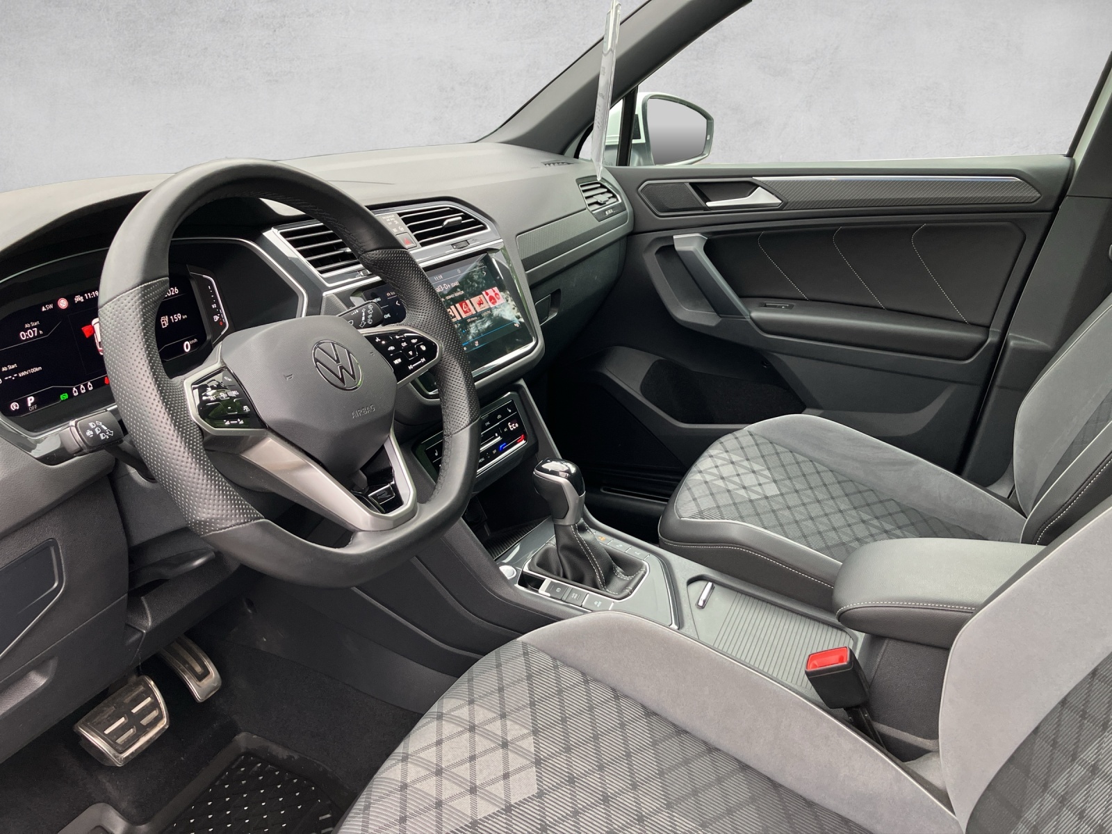 VW Tiguan 1.4TSI PHEV Selection DSG-image-5