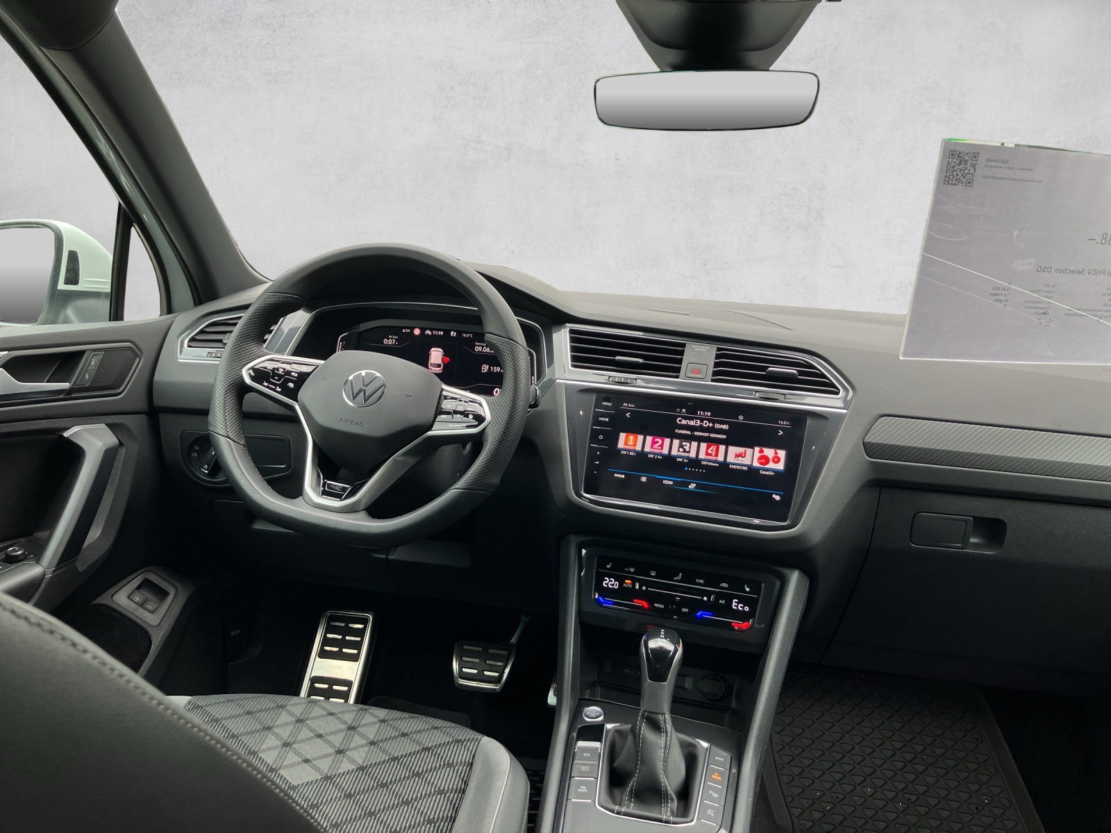 VW Tiguan 1.4TSI PHEV Selection DSG-image-4