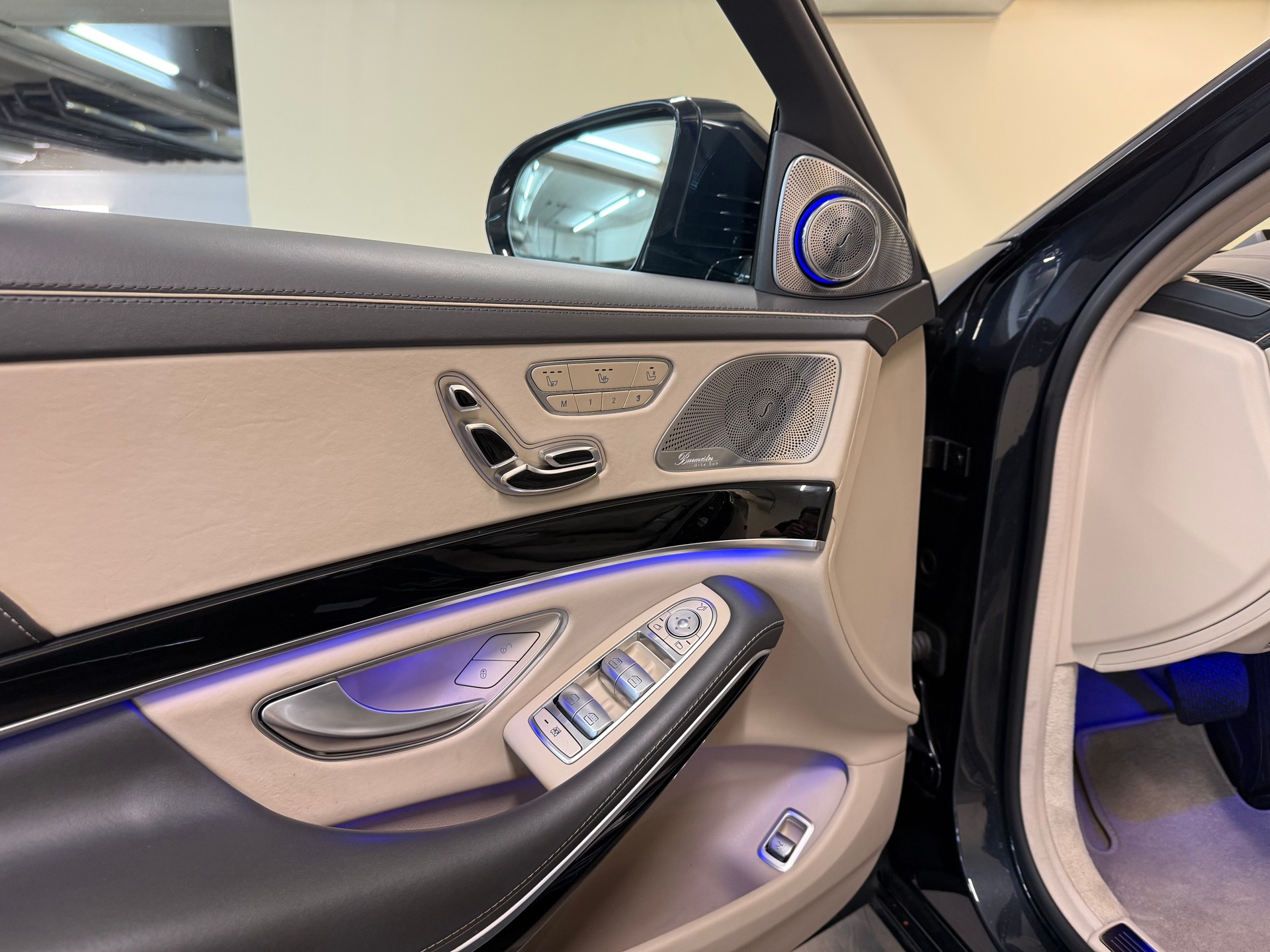 MERCEDES-BENZ S 600 Maybach 7G-Tronic-image-9