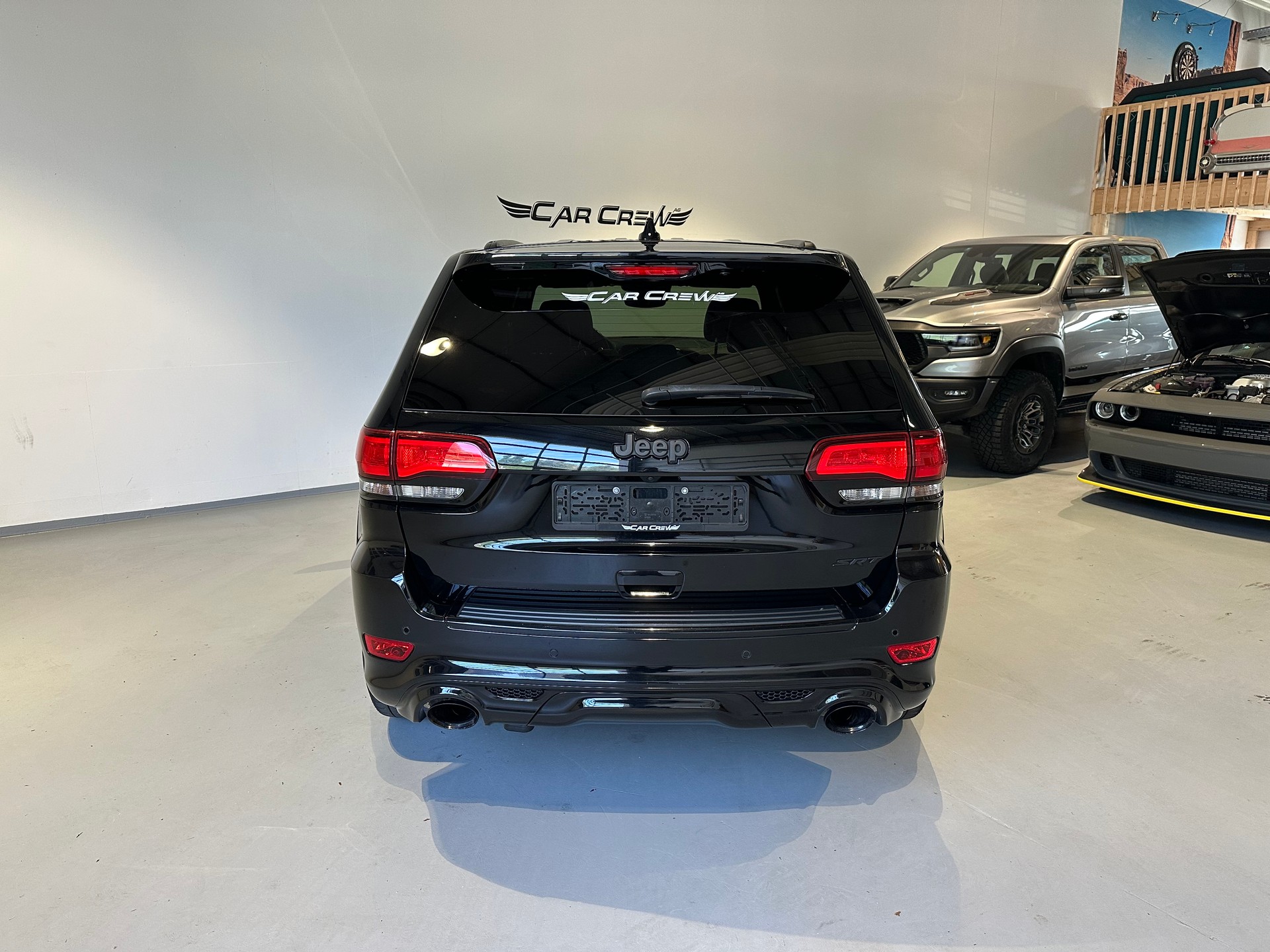 JEEP Grand Cherokee 6.4 V8 HEMI SRT8 Automatic-image-13