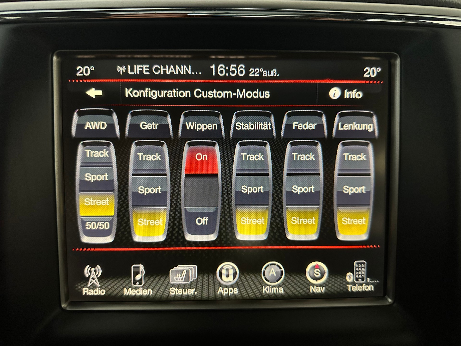JEEP Grand Cherokee 6.4 V8 HEMI SRT8 Automatic-image-8