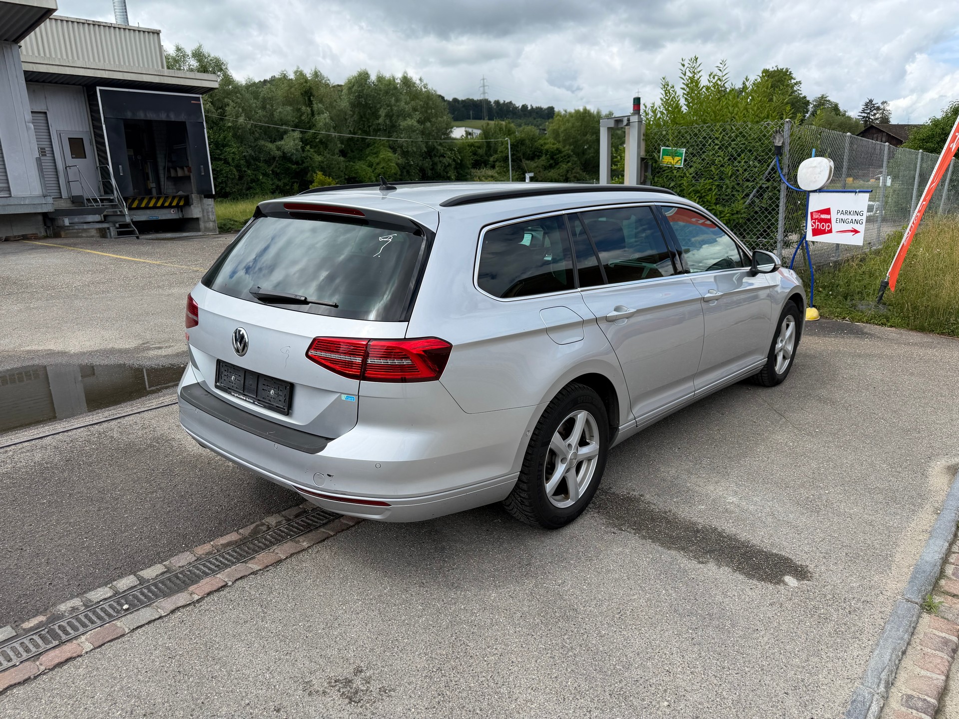 VW Passat Variant 2.0 TDI BMT Comfortline DSG-image-2