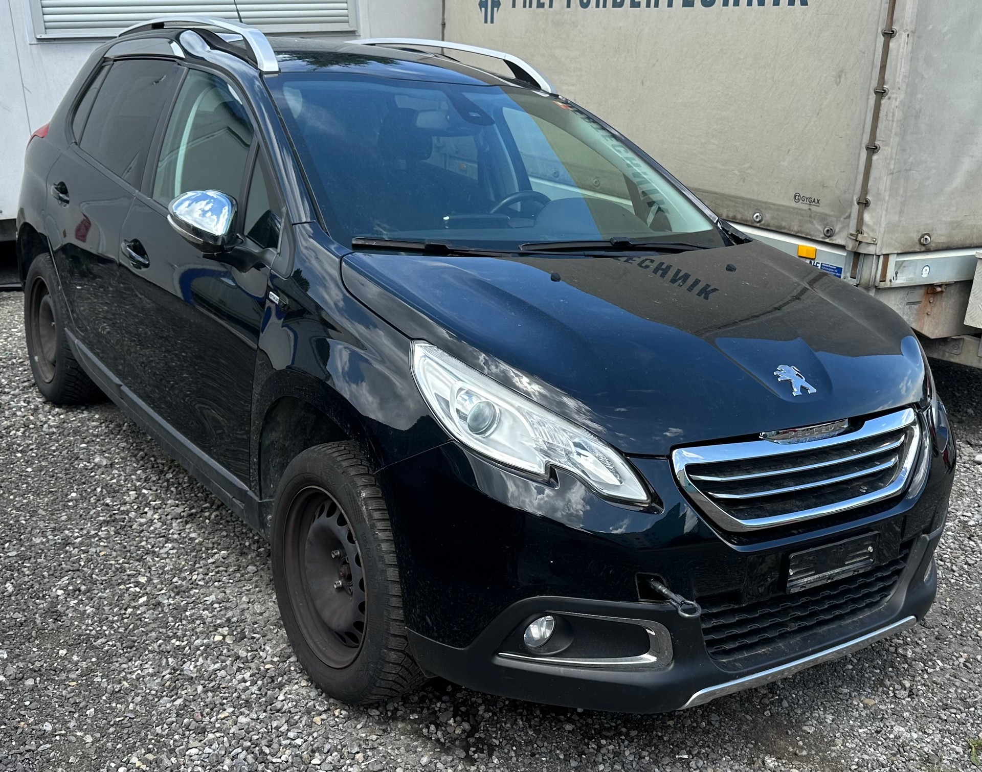 PEUGEOT 2008 1.2 VTI Style-image-4