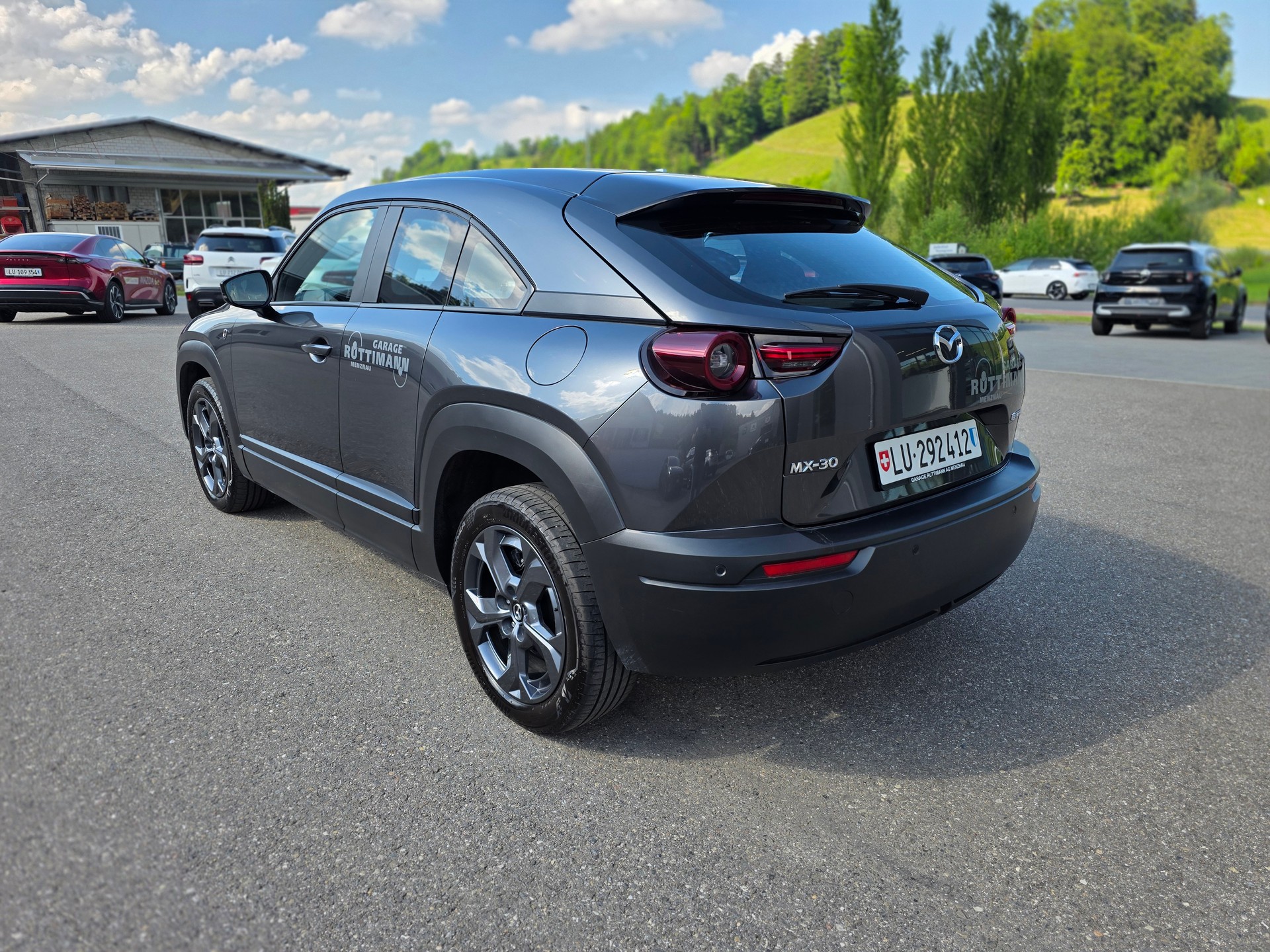 MAZDA MX-30 PHEV e-Skyactiv R-EV 170 Exclusive-Line-image-2