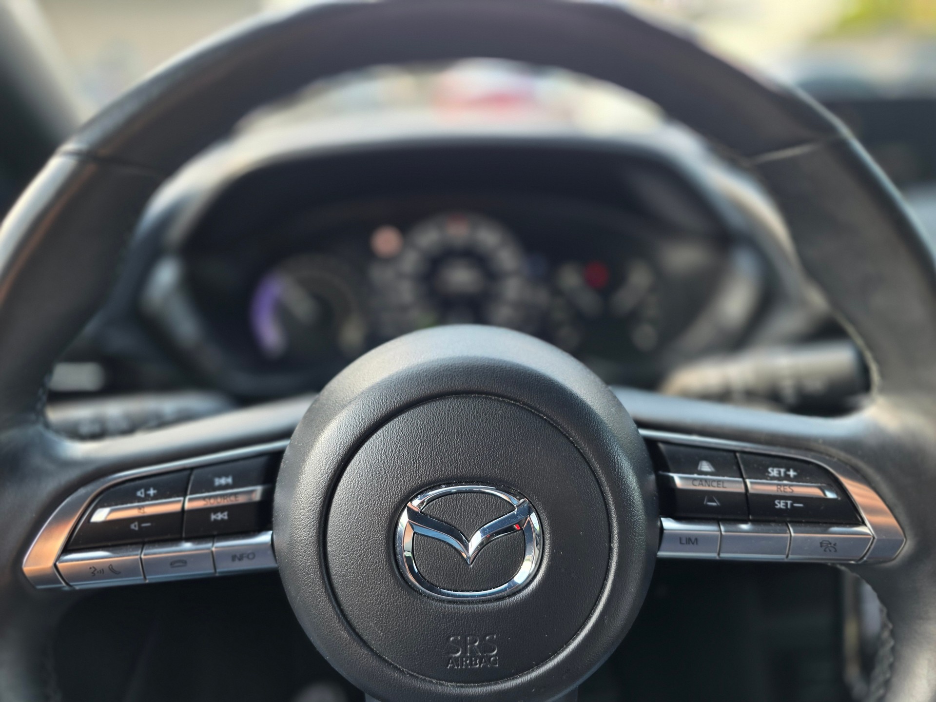 MAZDA MX-30 PHEV e-Skyactiv R-EV 170 Exclusive-Line-image-13