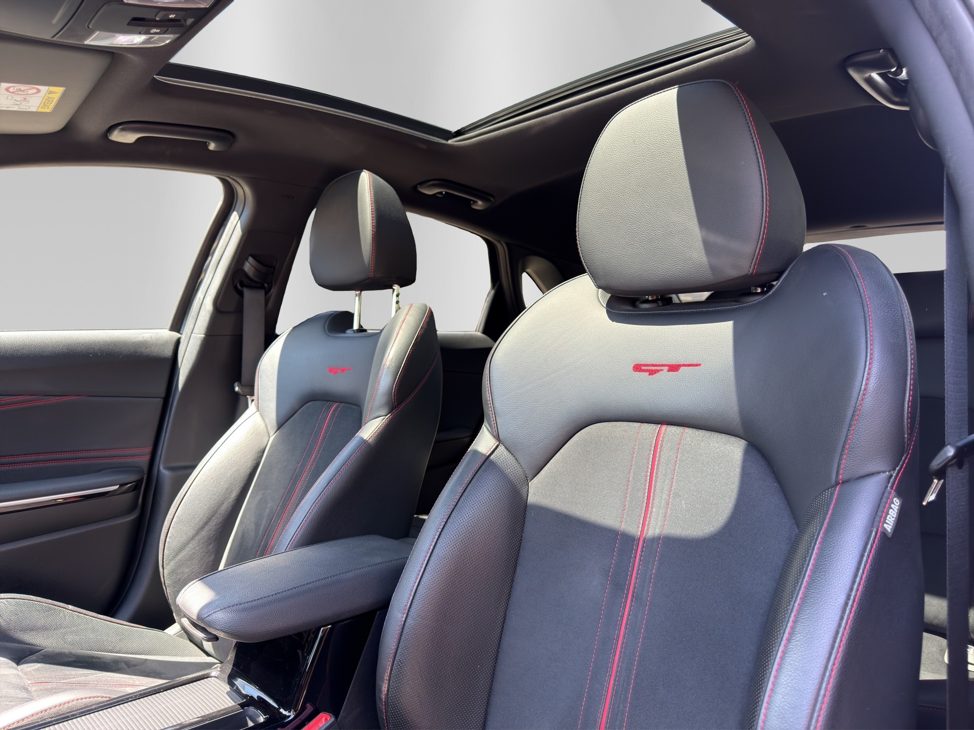 KIA Ceed GT 1.6 T-GDi GT DCT-image-12