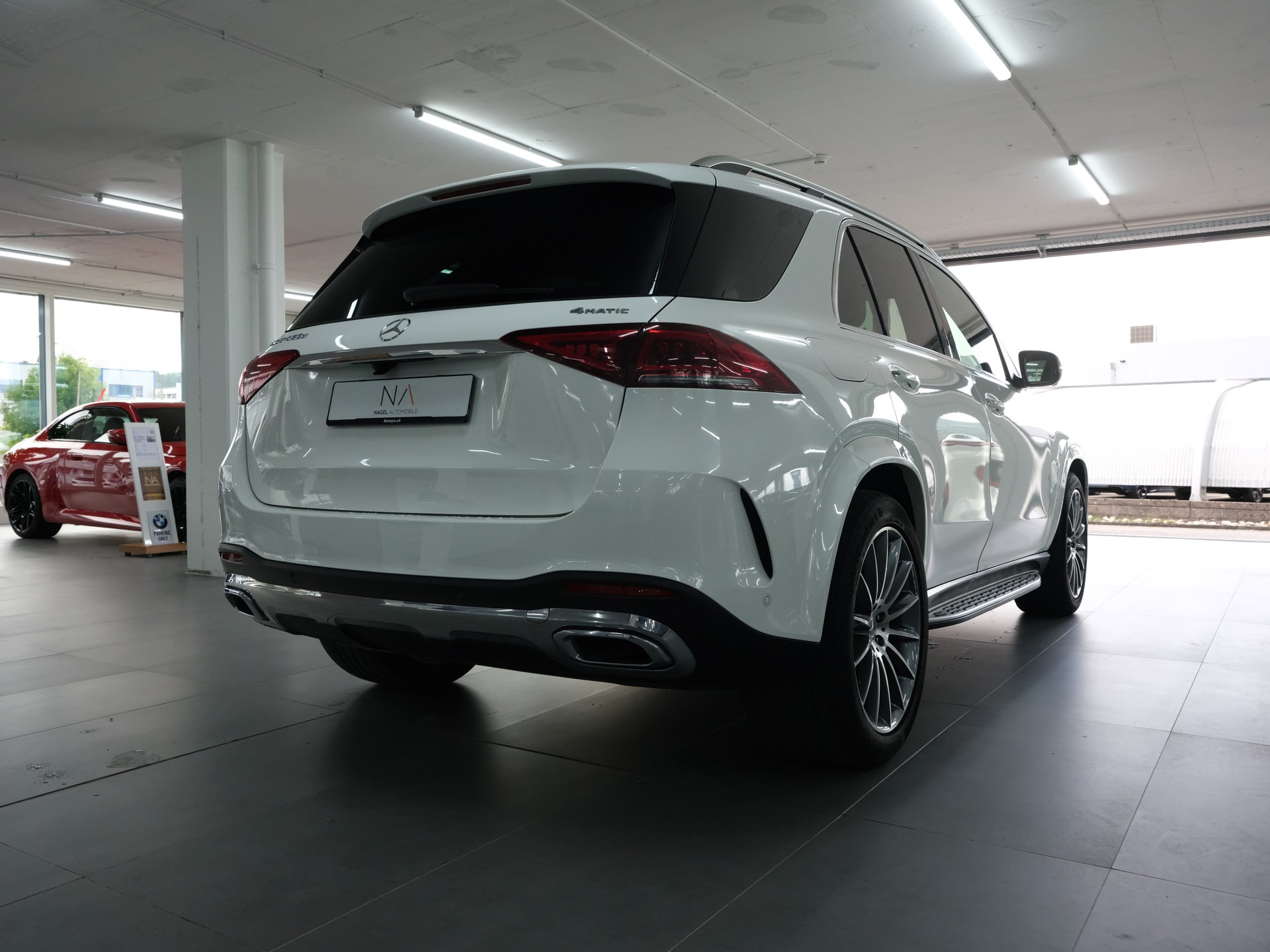MERCEDES-BENZ GLE 400 d 4Matic AMG Line 9G-Tronic *Softclose* *Panorama* *360 Kamera*-showroom-element-2