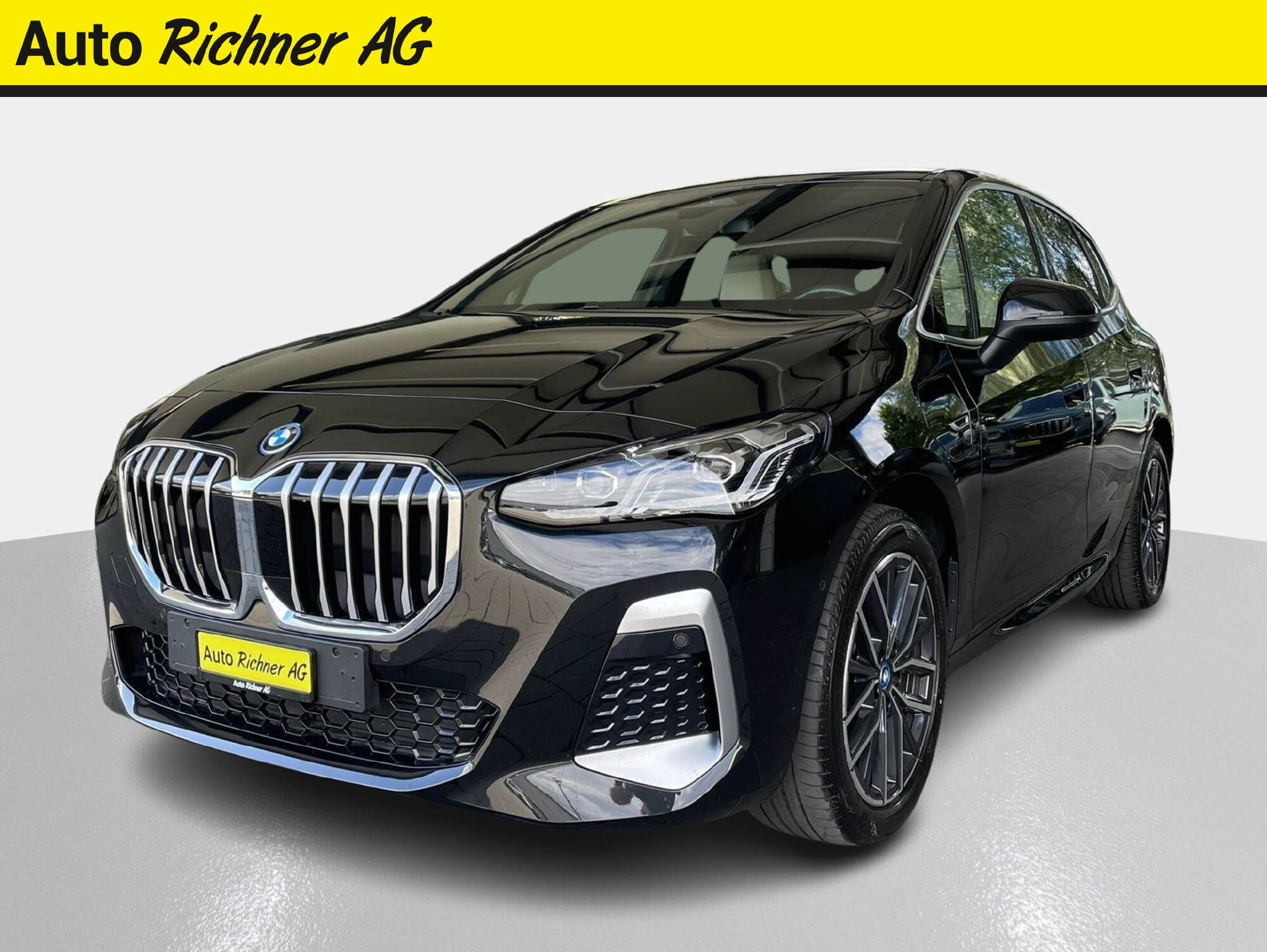 BMW 225e xDrive paddles Active Tourer-showroom-element-1