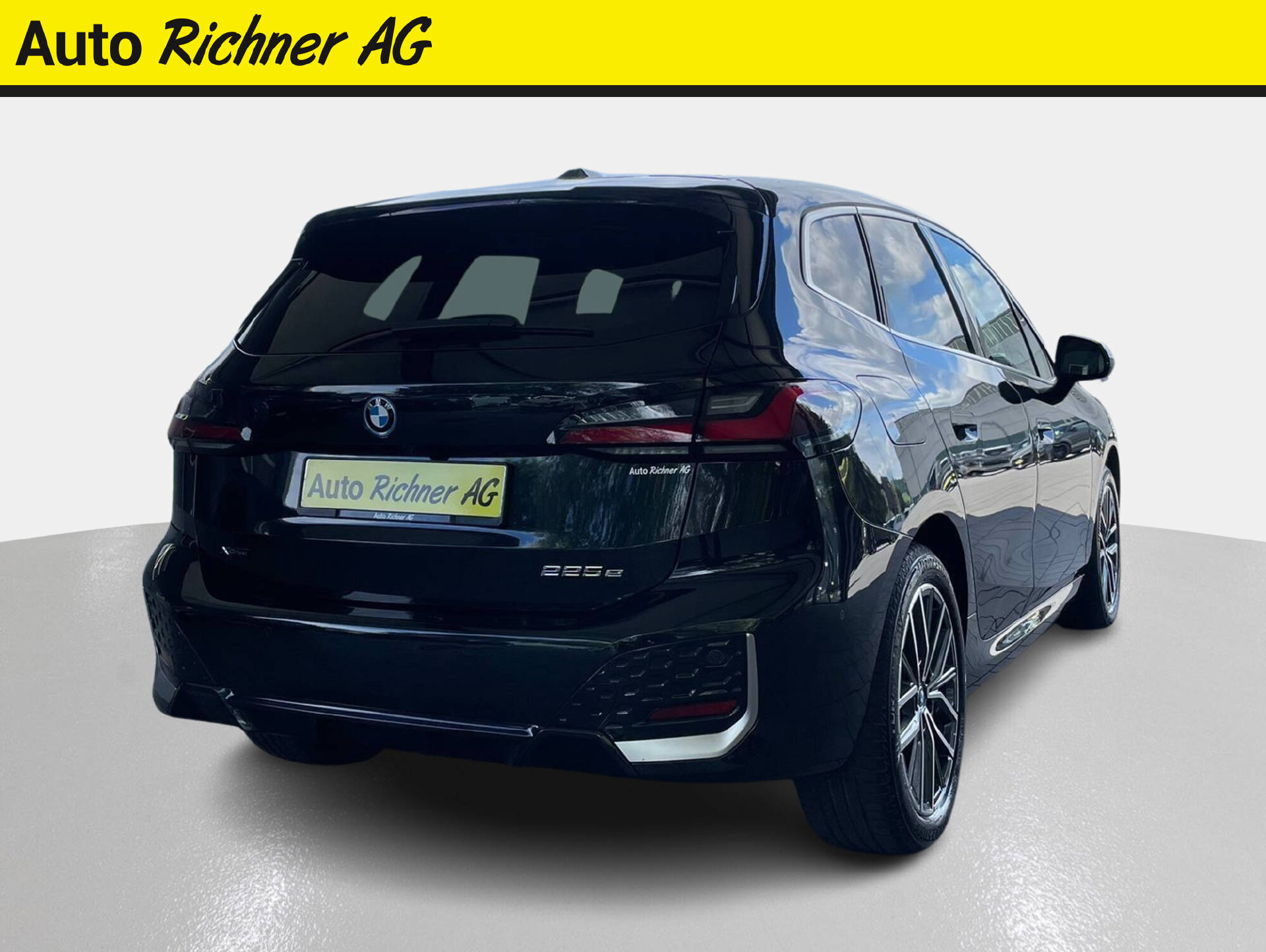 BMW 225e xDrive paddles Active Tourer-showroom-element-3