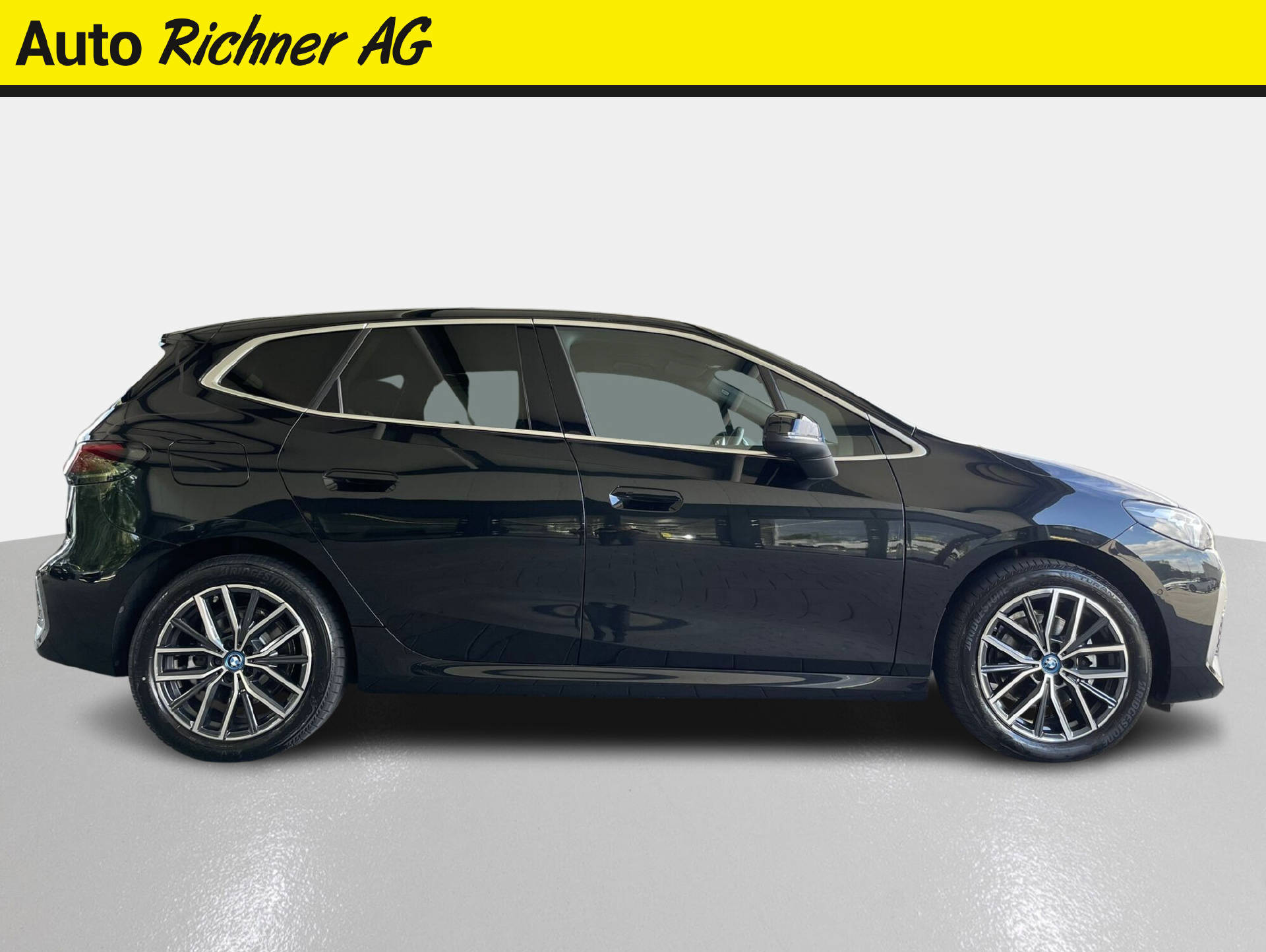BMW 225e xDrive paddles Active Tourer-showroom-element-2