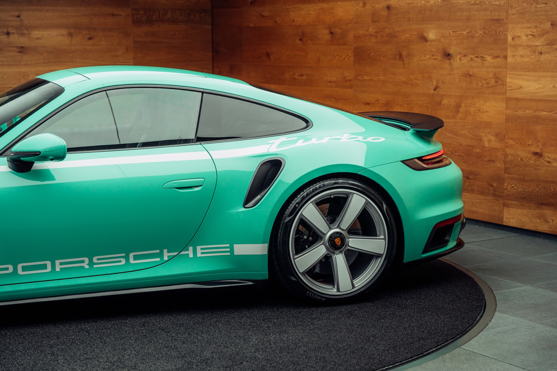 PORSCHE 911 Turbo 50 Jahre PTS Mintgrün 1/1974-image-28