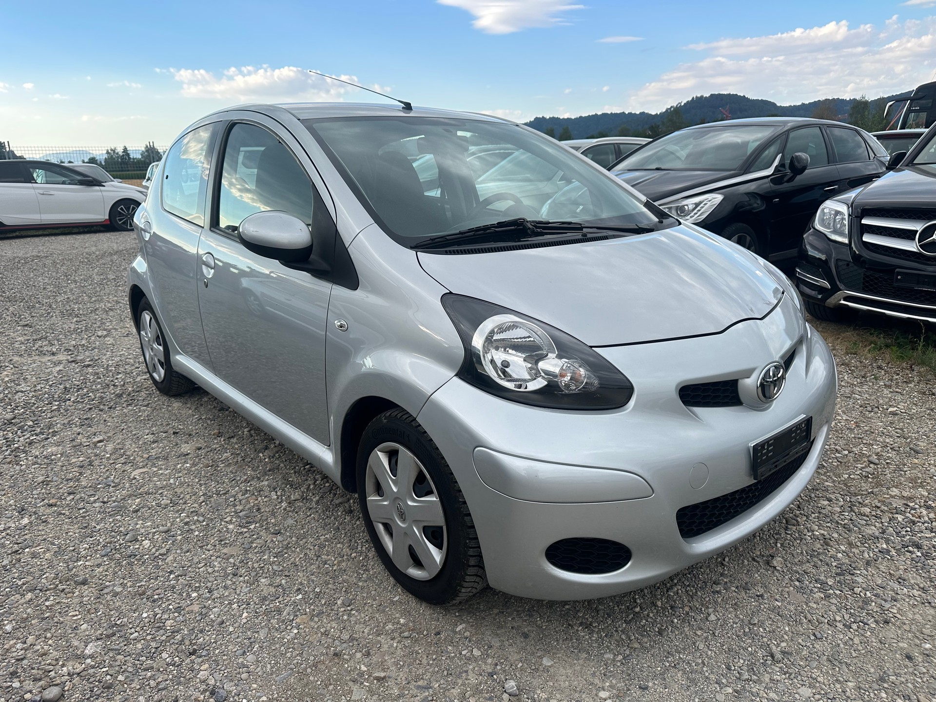 TOYOTA Aygo 1.0 Linea Luna Cool-image-2