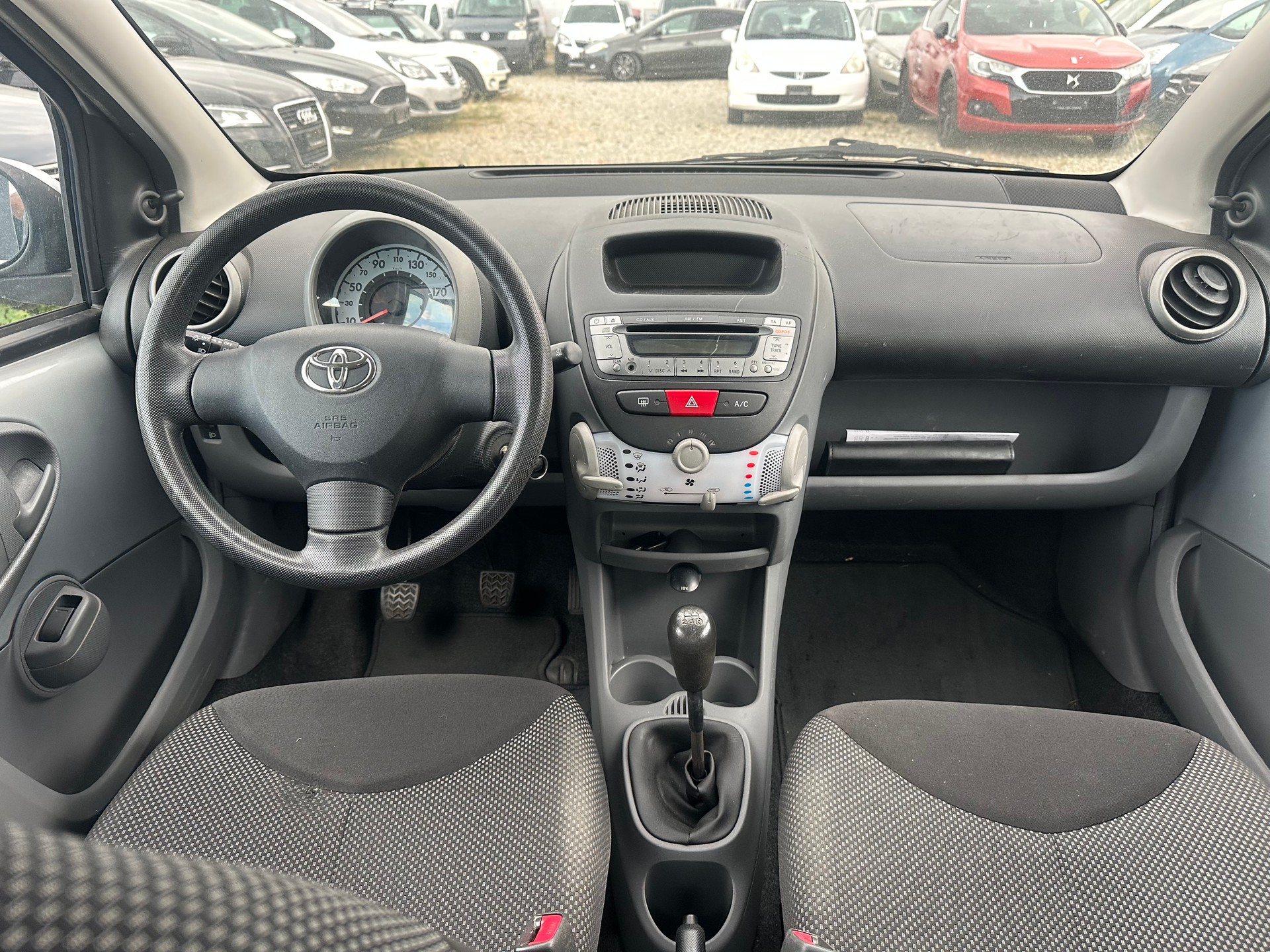TOYOTA Aygo 1.0 Linea Luna Cool-image-8