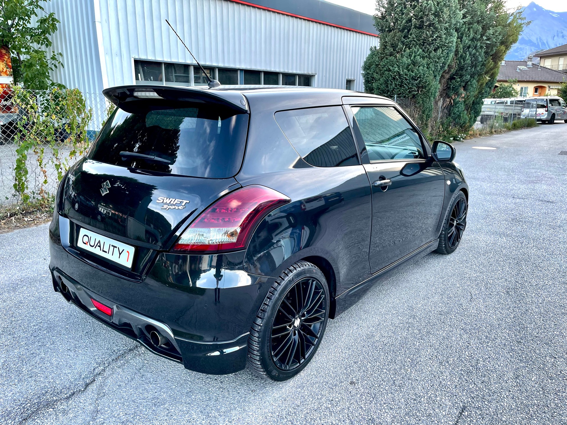 SUZUKI Swift 1.6i 16V Sport-image-12
