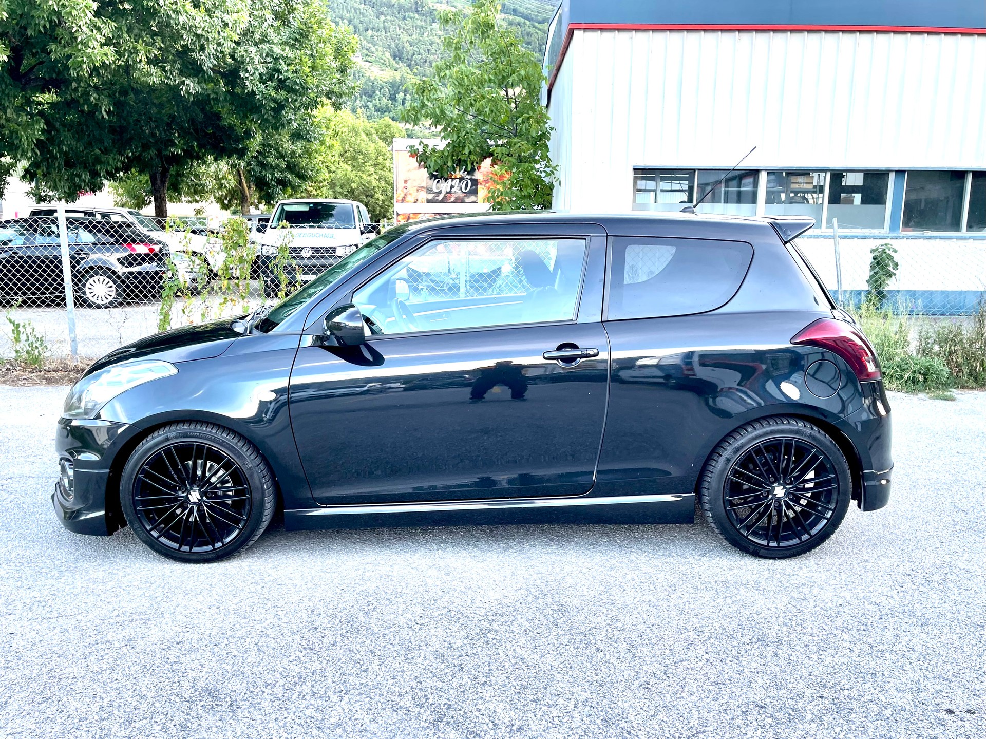 SUZUKI Swift 1.6i 16V Sport-image-8