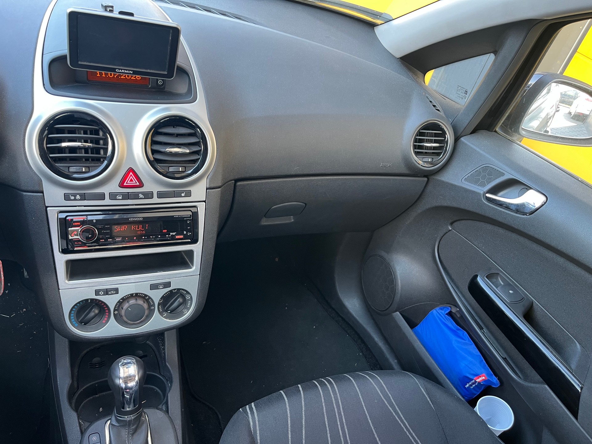 OPEL Corsa 1.4 TP Enjoy-image-11