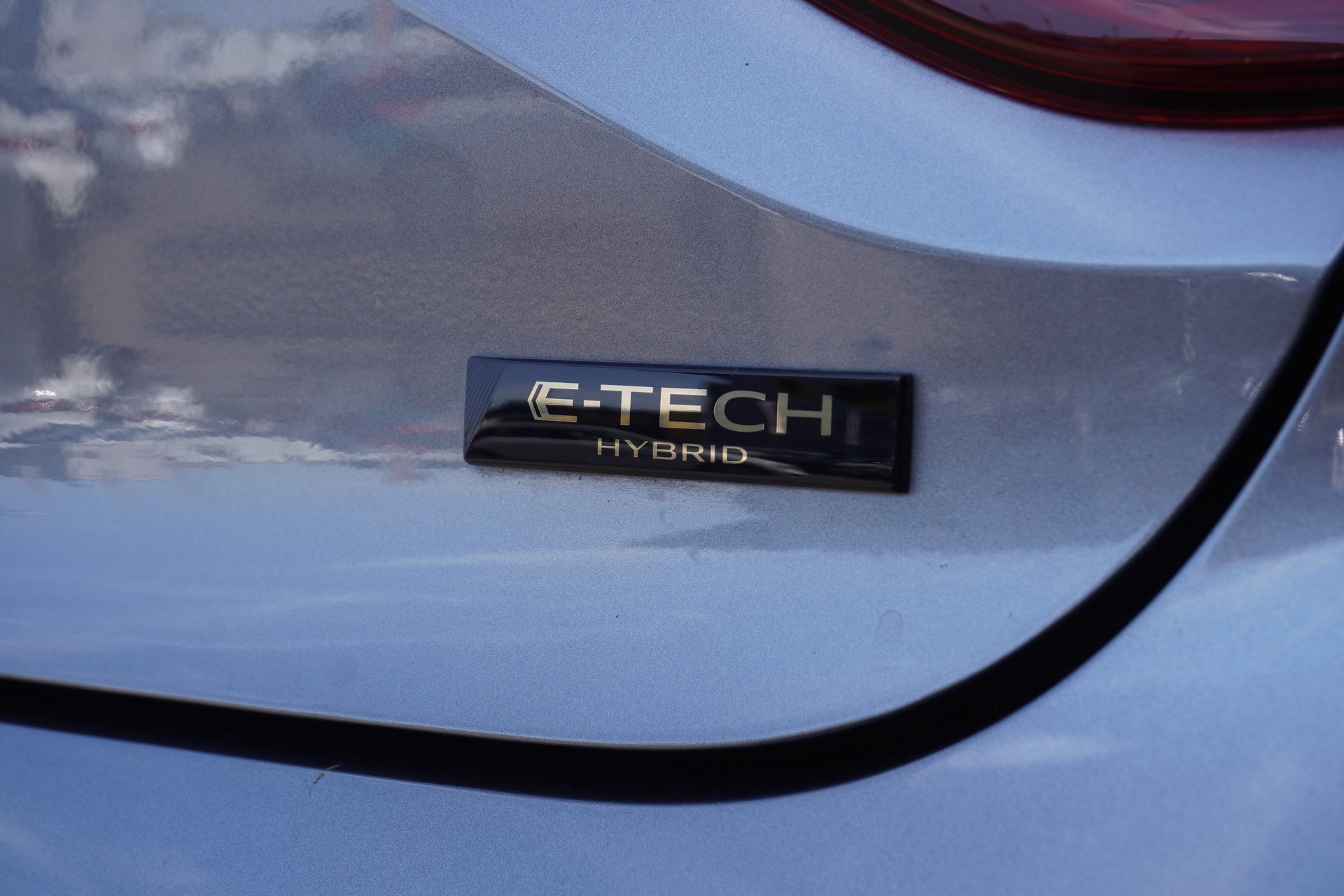 RENAULT Clio 1.6 E-Tech Techno-image-33