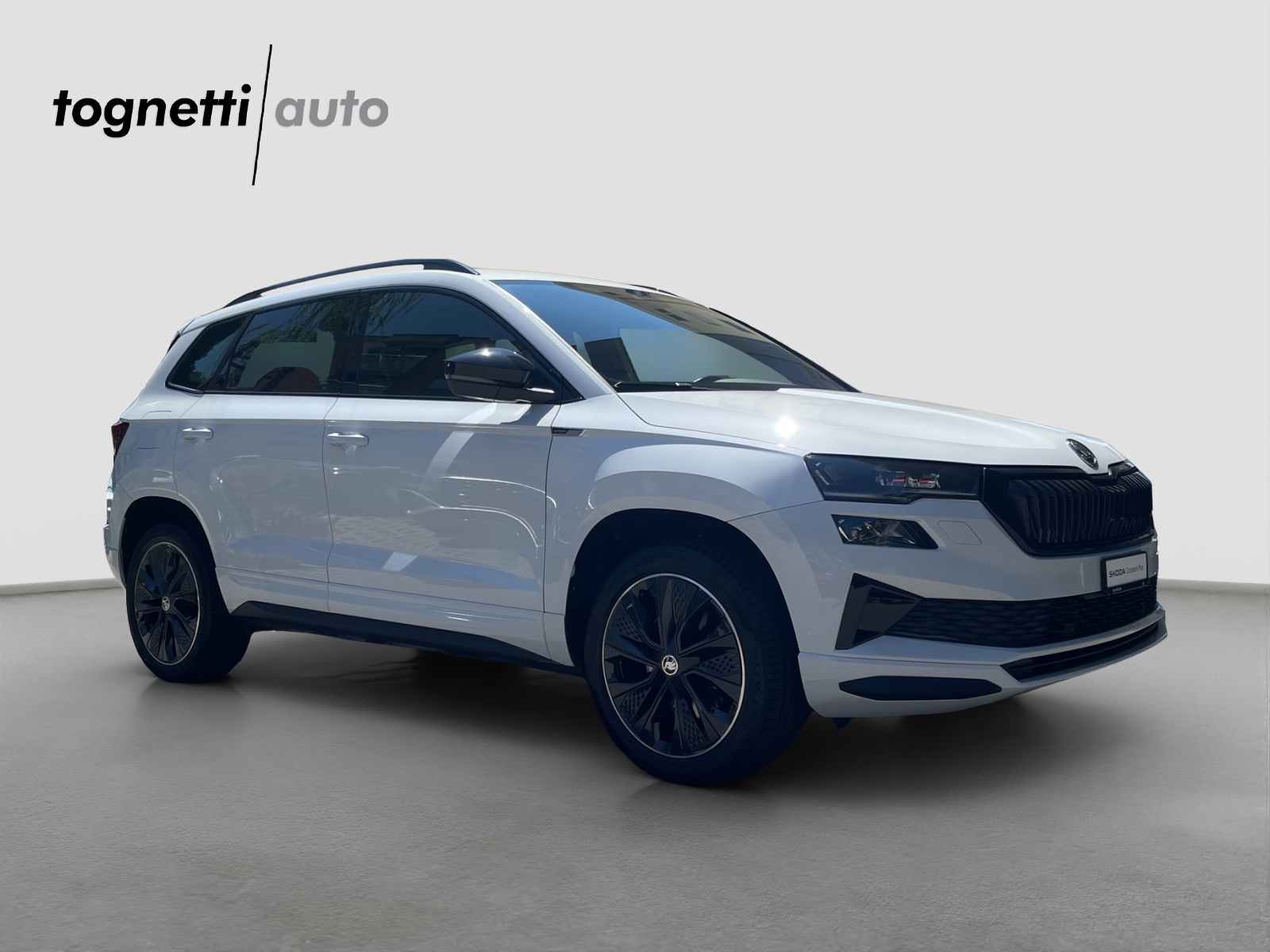 SKODA Karoq 1.5 TSI SportLine DSG-showroom-element-1