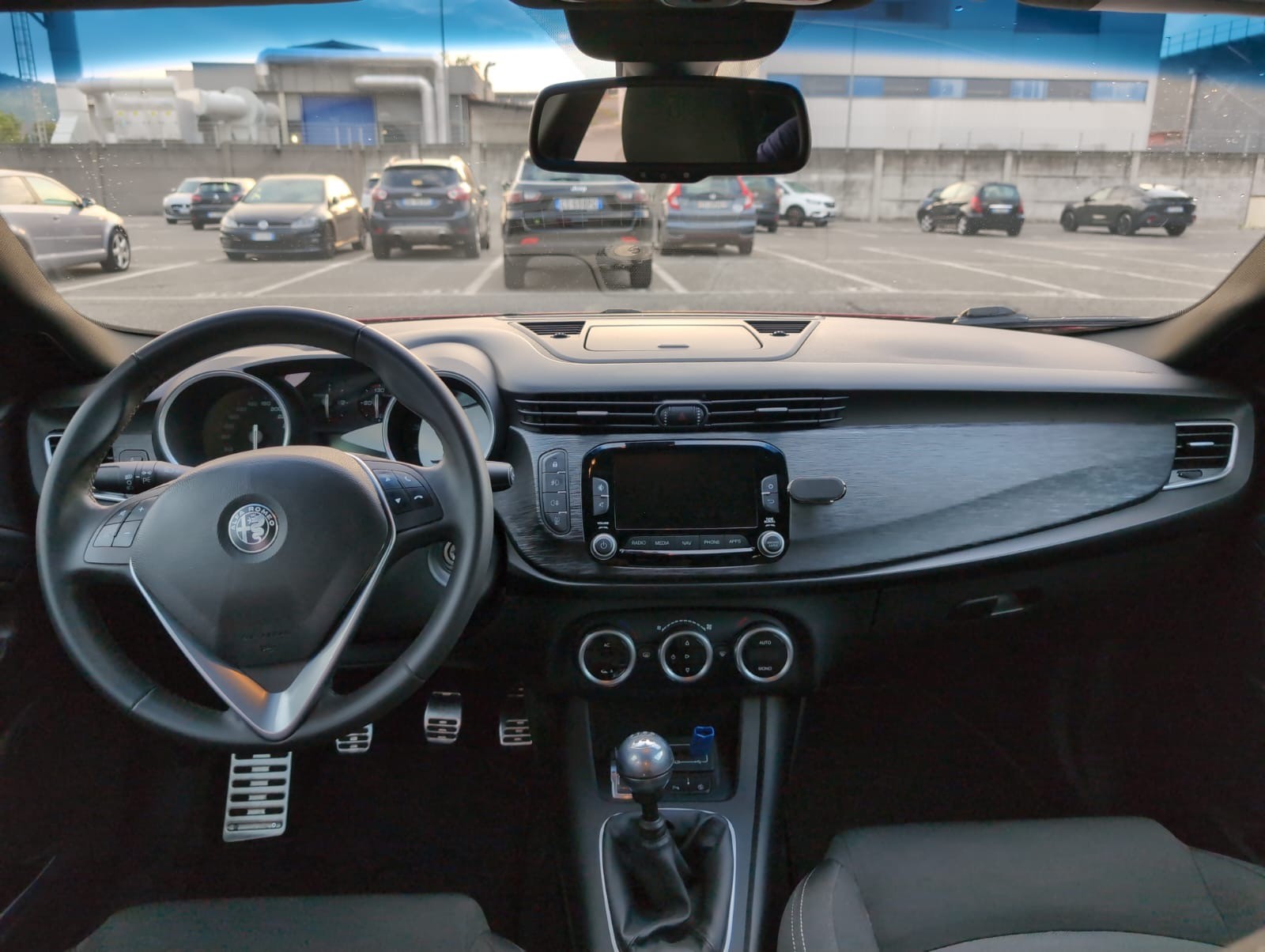 ALFA ROMEO Giulietta 1.4 T-Jet Super Sport-image-9