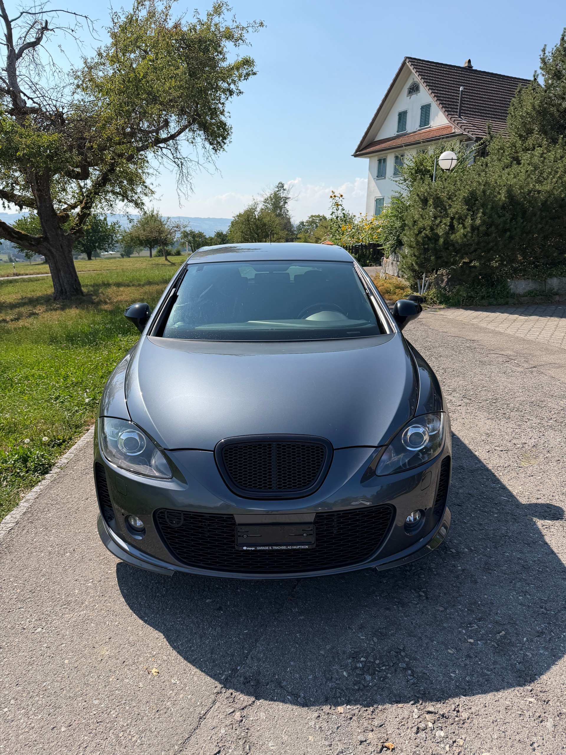 SEAT Leon 2.0 TSI Cupra R-showroom-element-1
