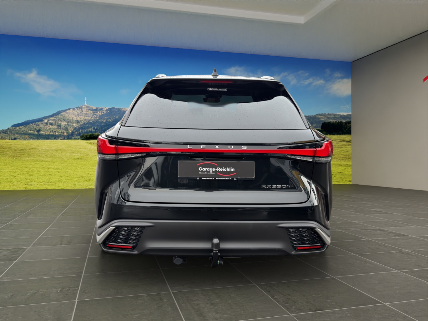 LEXUS RX 350h F-Line-showroom-element-3