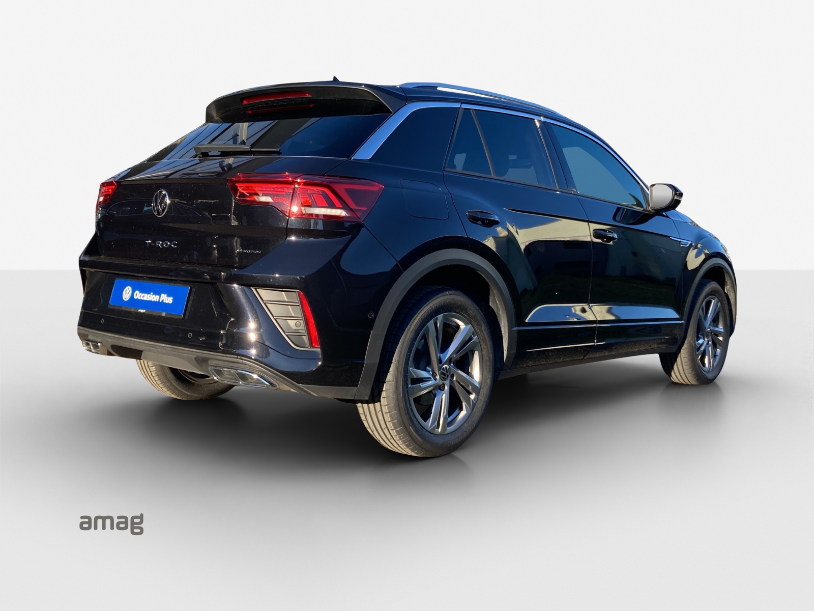 VW T-Roc 2.0 TSI R-Line DSG 4Motion-image-4