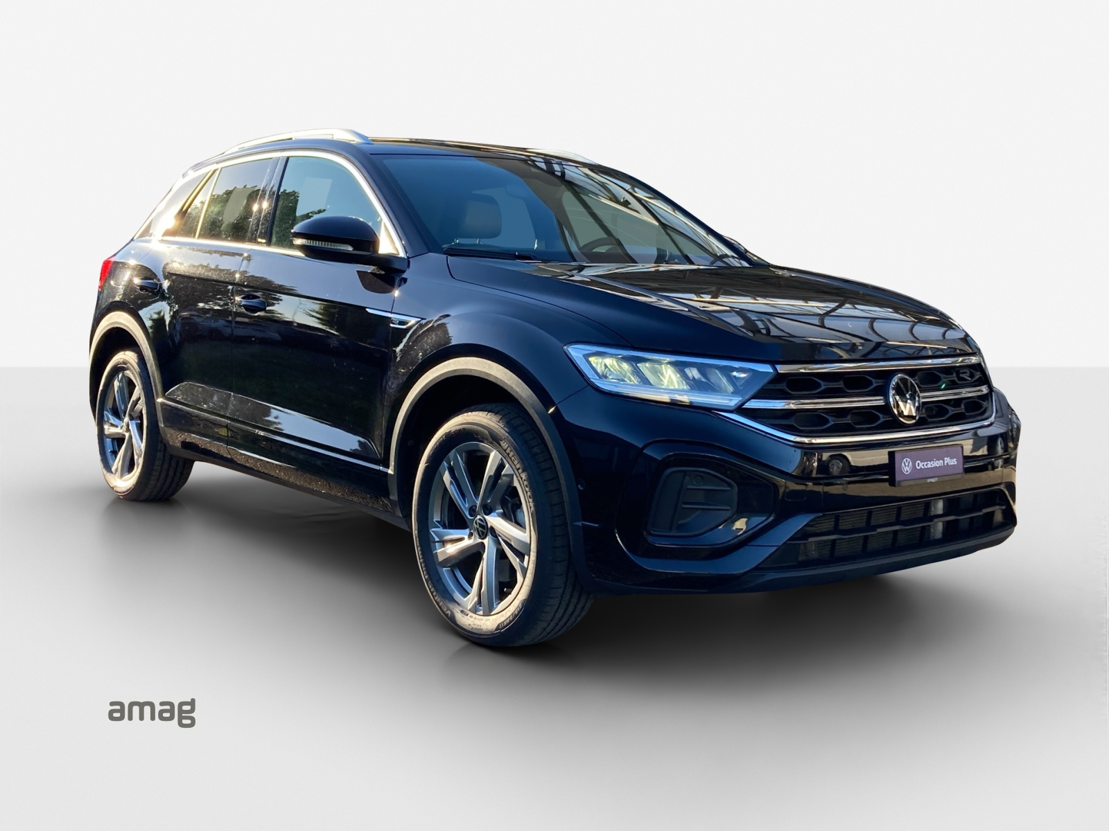 VW T-Roc 2.0 TSI R-Line DSG 4Motion-image-5