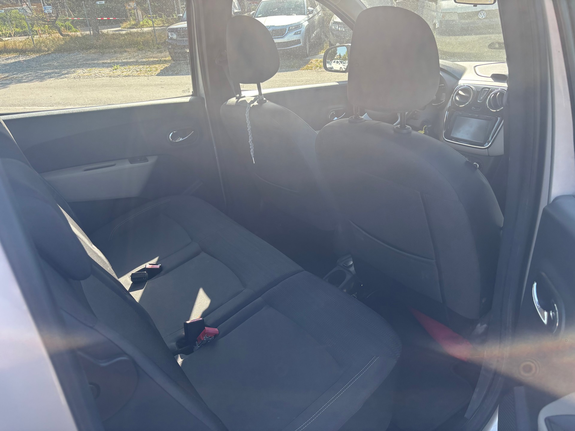 DACIA Lodgy 1.5 dCi Lauréate 7PL-image-11