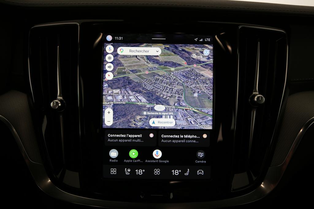 VOLVO S60 2.0 B5 MH Ultimate Dark AWD-image-6