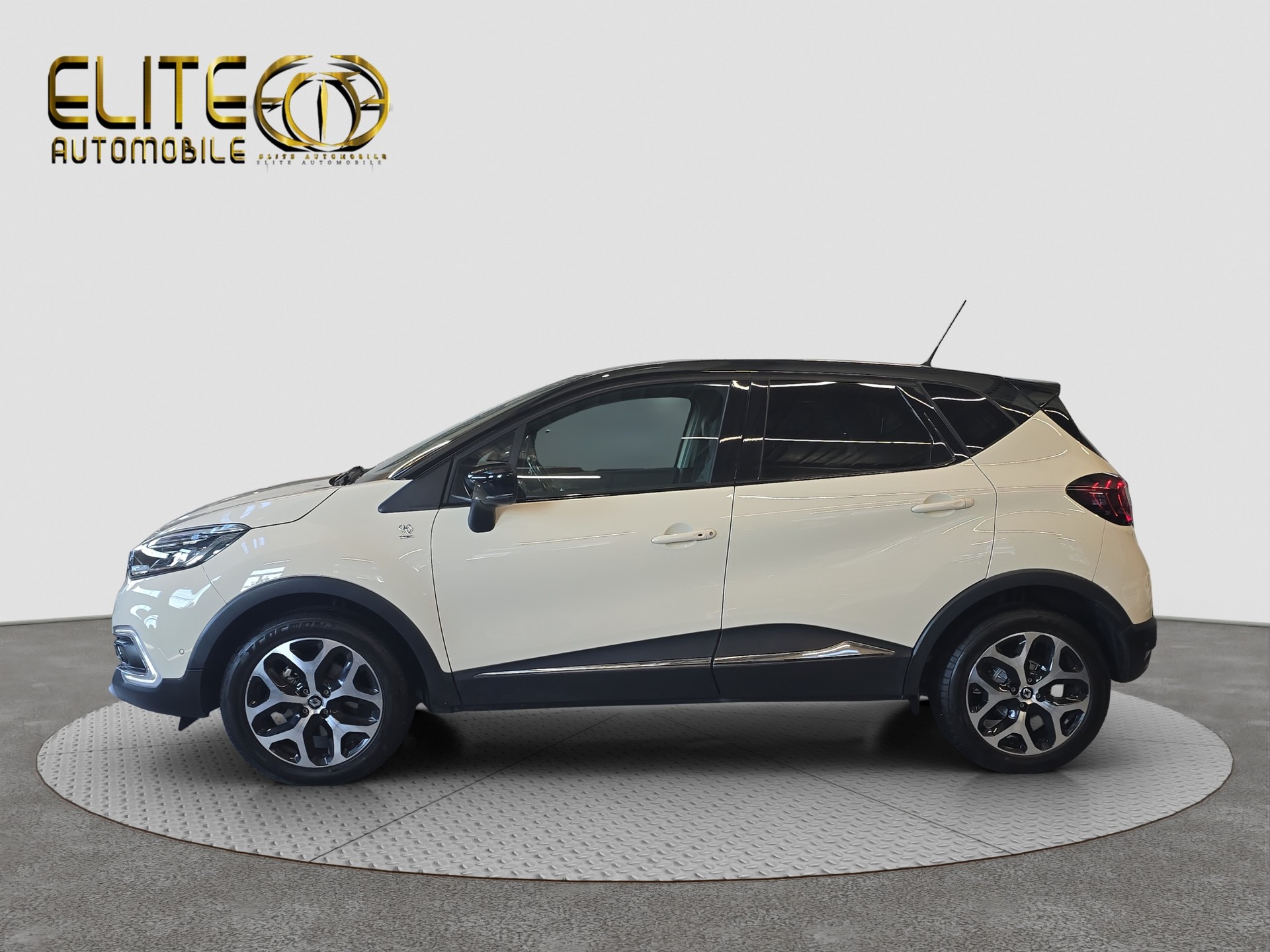 RENAULT Captur 1.2 T 16V 90th Anniversary EDC-image-4