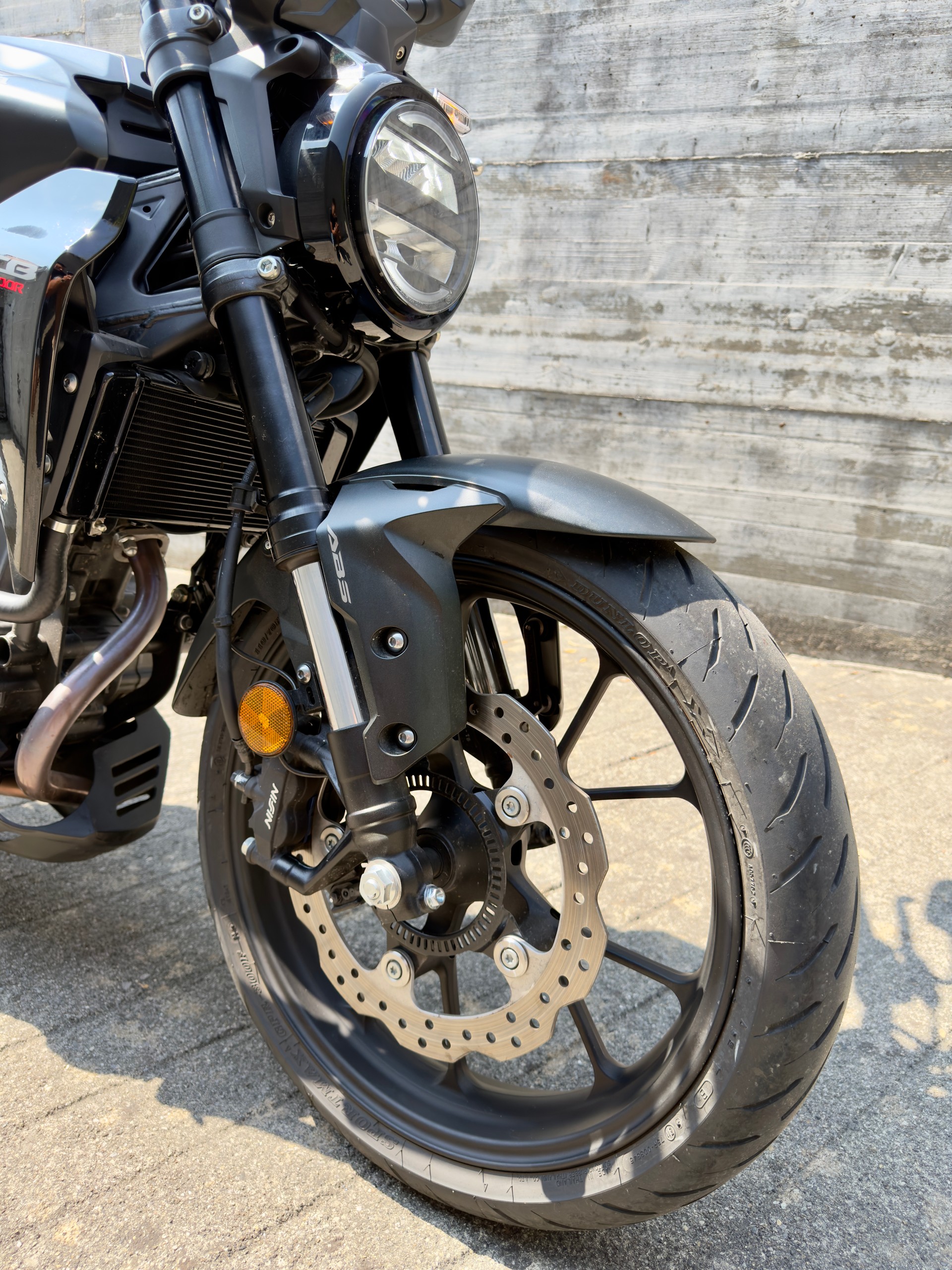 HONDA CB 300 R-image-2