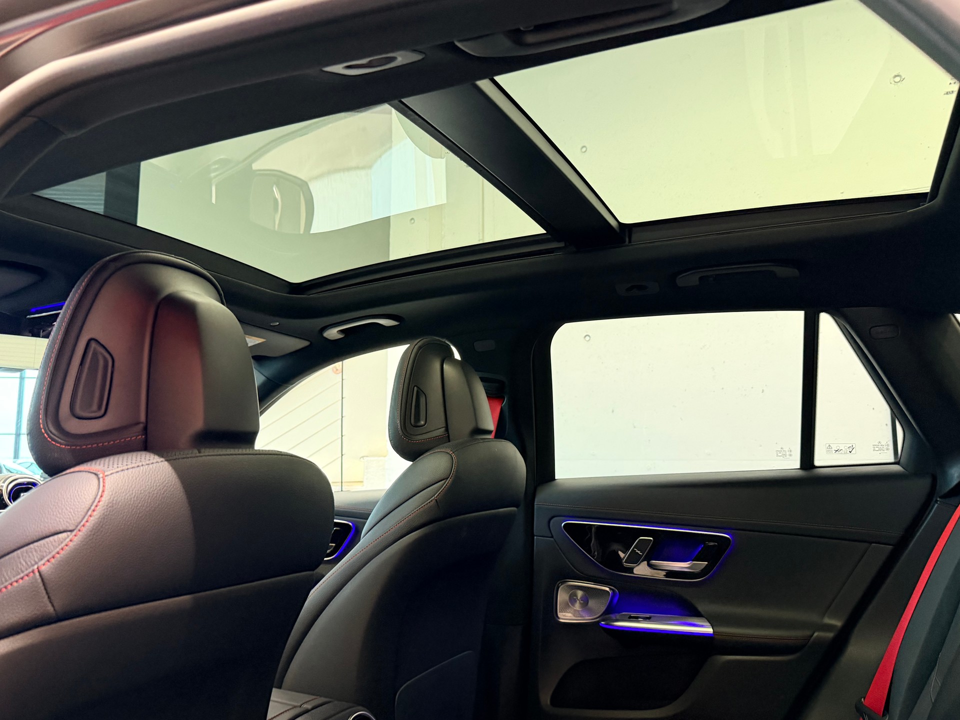 MERCEDES-BENZ GLC 43 AMG Executive Edition 4Matic 9G-Tronic-image-17