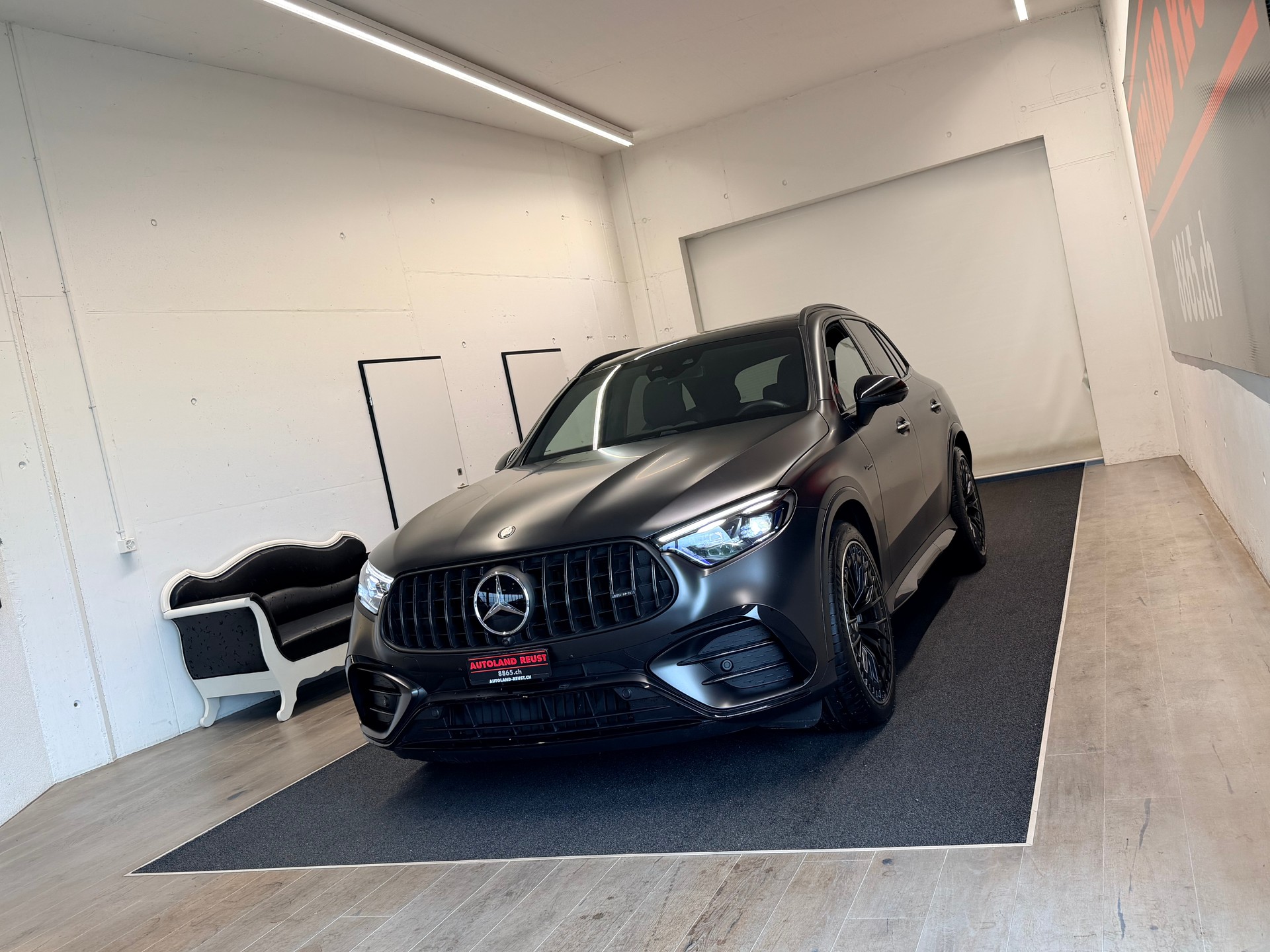 MERCEDES-BENZ GLC 43 AMG Executive Edition 4Matic 9G-Tronic-showroom-element-2