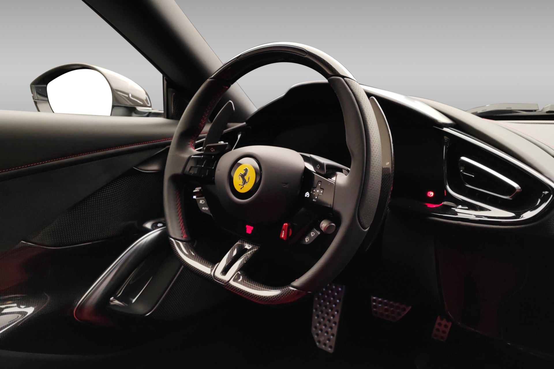 FERRARI 12 Cilindri-image-11