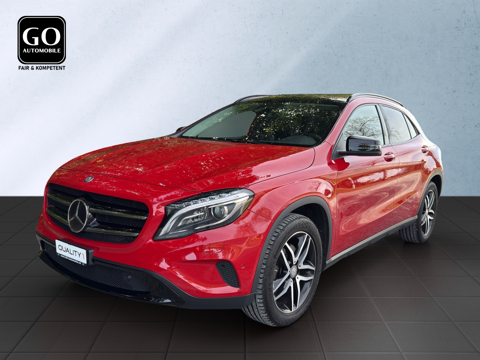 MERCEDES-BENZ GLA 250 Urban 4-Matic *PANORAMADACH*-showroom-element-1