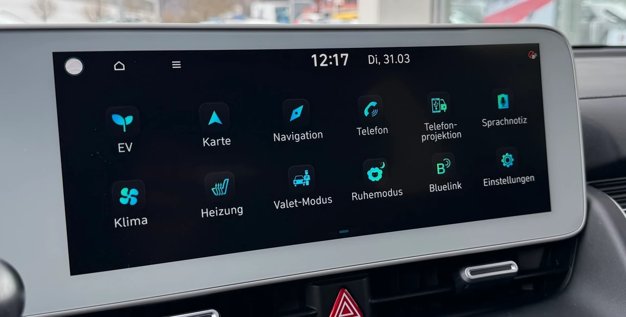 HYUNDAI Ioniq 5 72kWh Origo 4WD-image-15