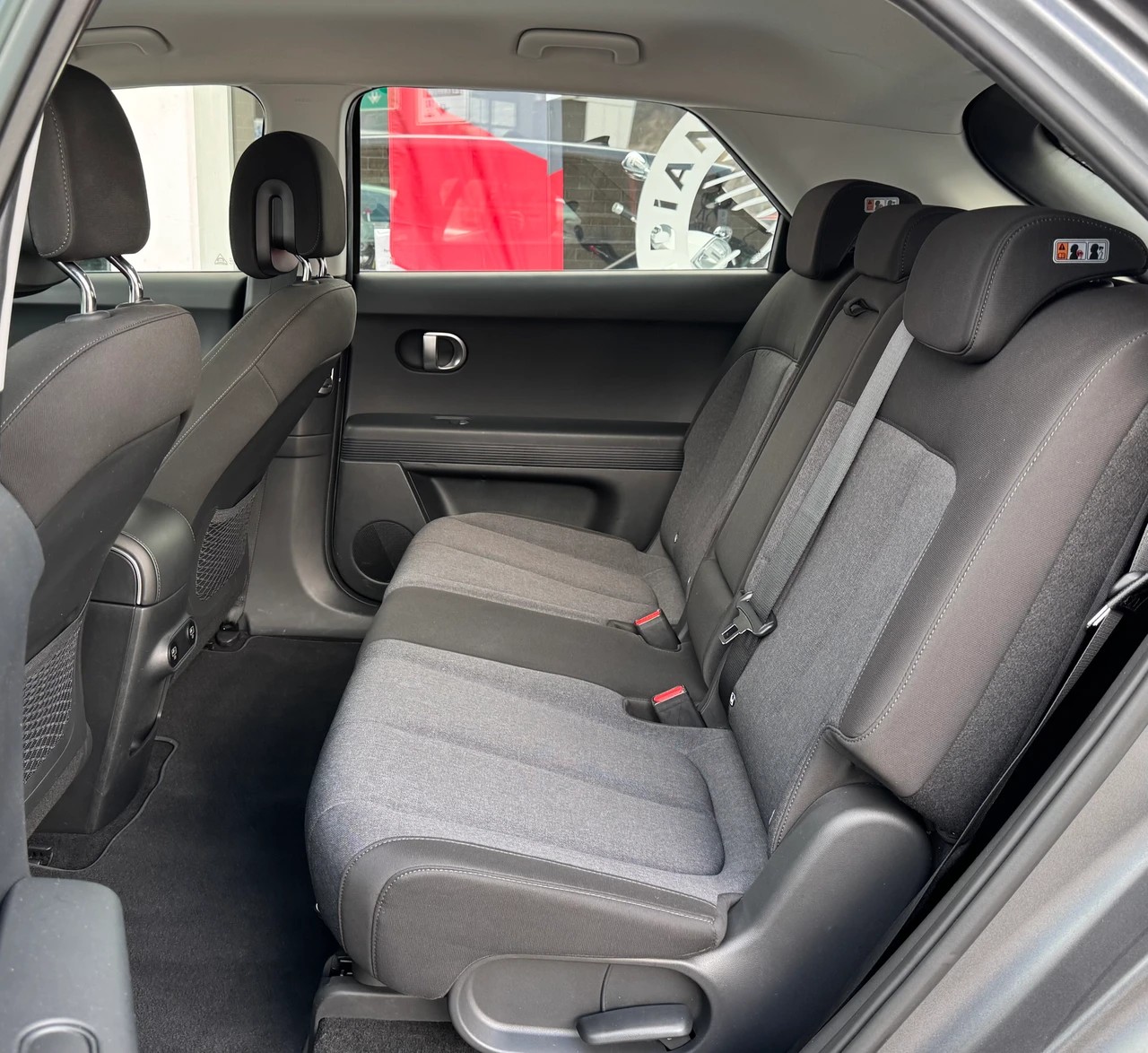 HYUNDAI Ioniq 5 72kWh Origo 4WD-image-8
