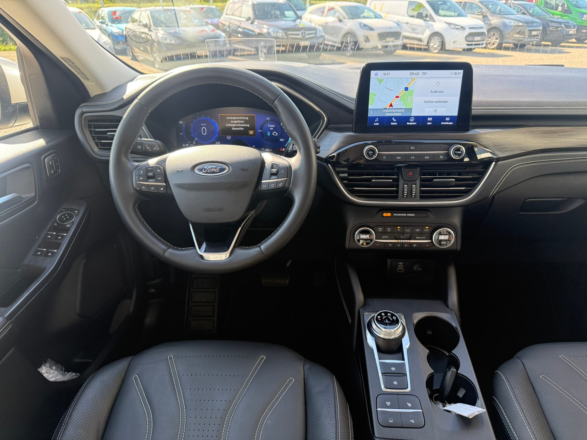 FORD Kuga 2.5 FHEV Vignale 4WD-image-8
