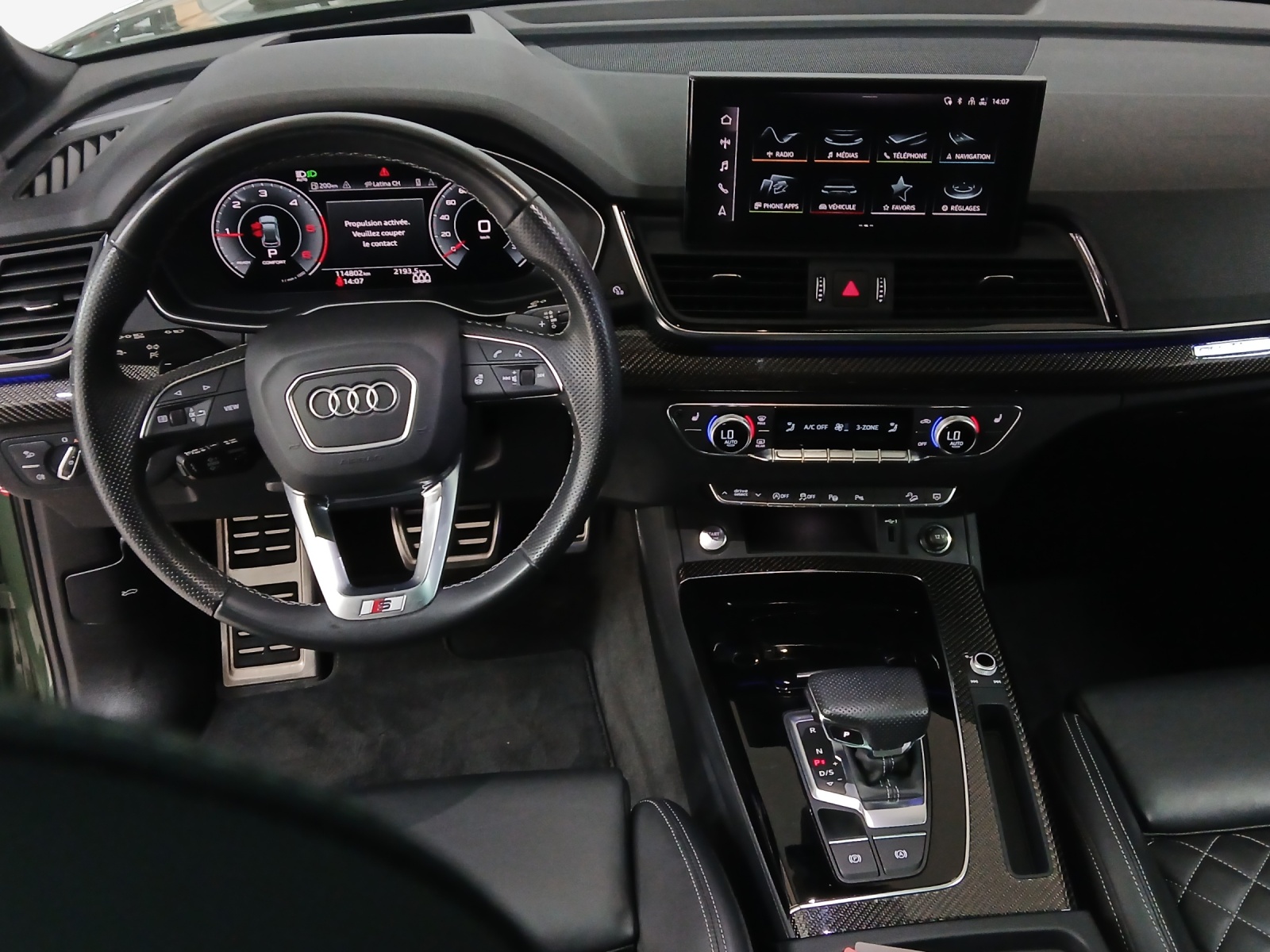 AUDI Q5 Sportback 40 TDI Blackedition quattro S-tronic-image-8