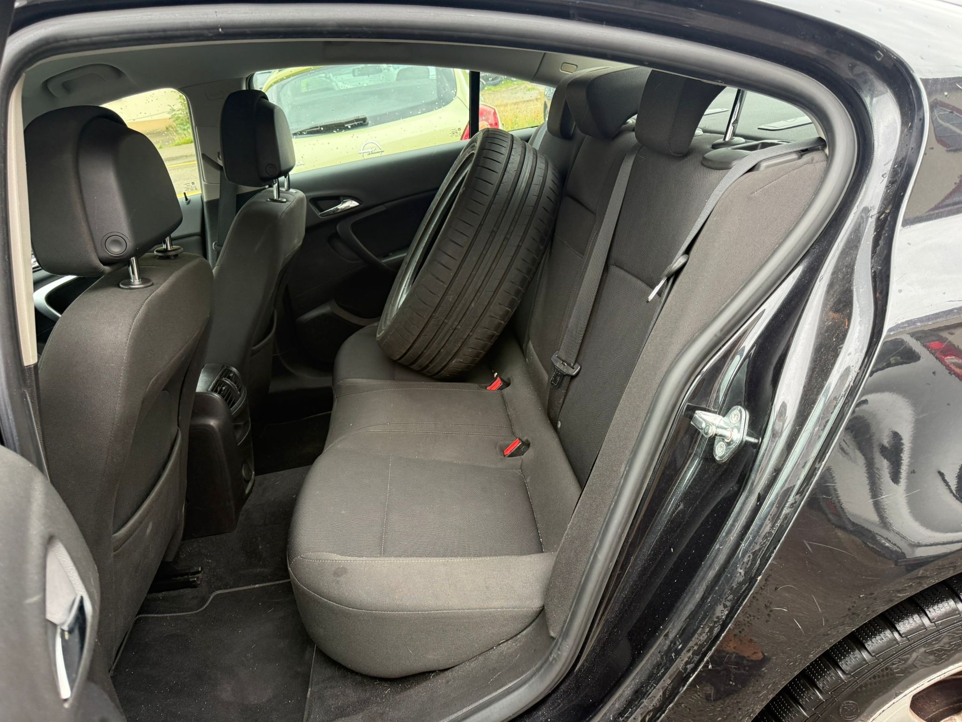MERCEDES-BENZ C 320 CDI Elégance-image-9