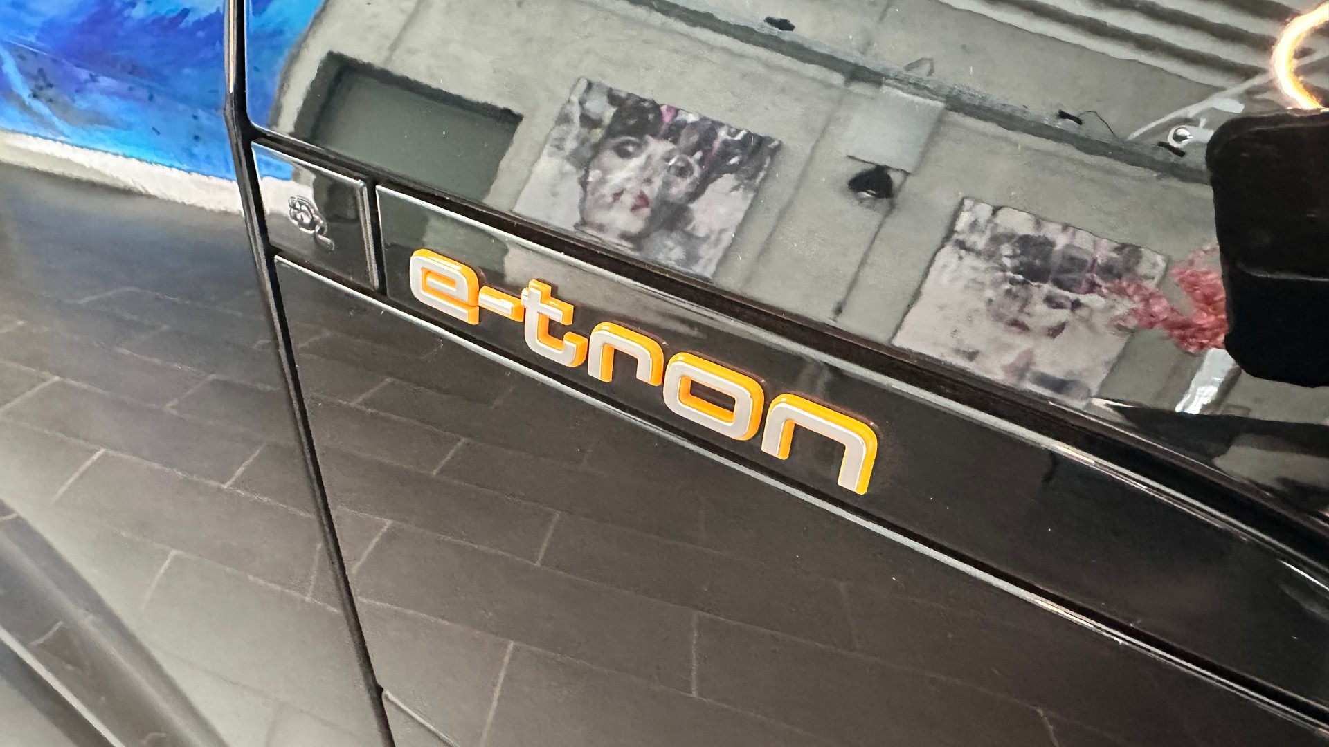 AUDI e-tron 50 Advanced quattro-showroom-element-3