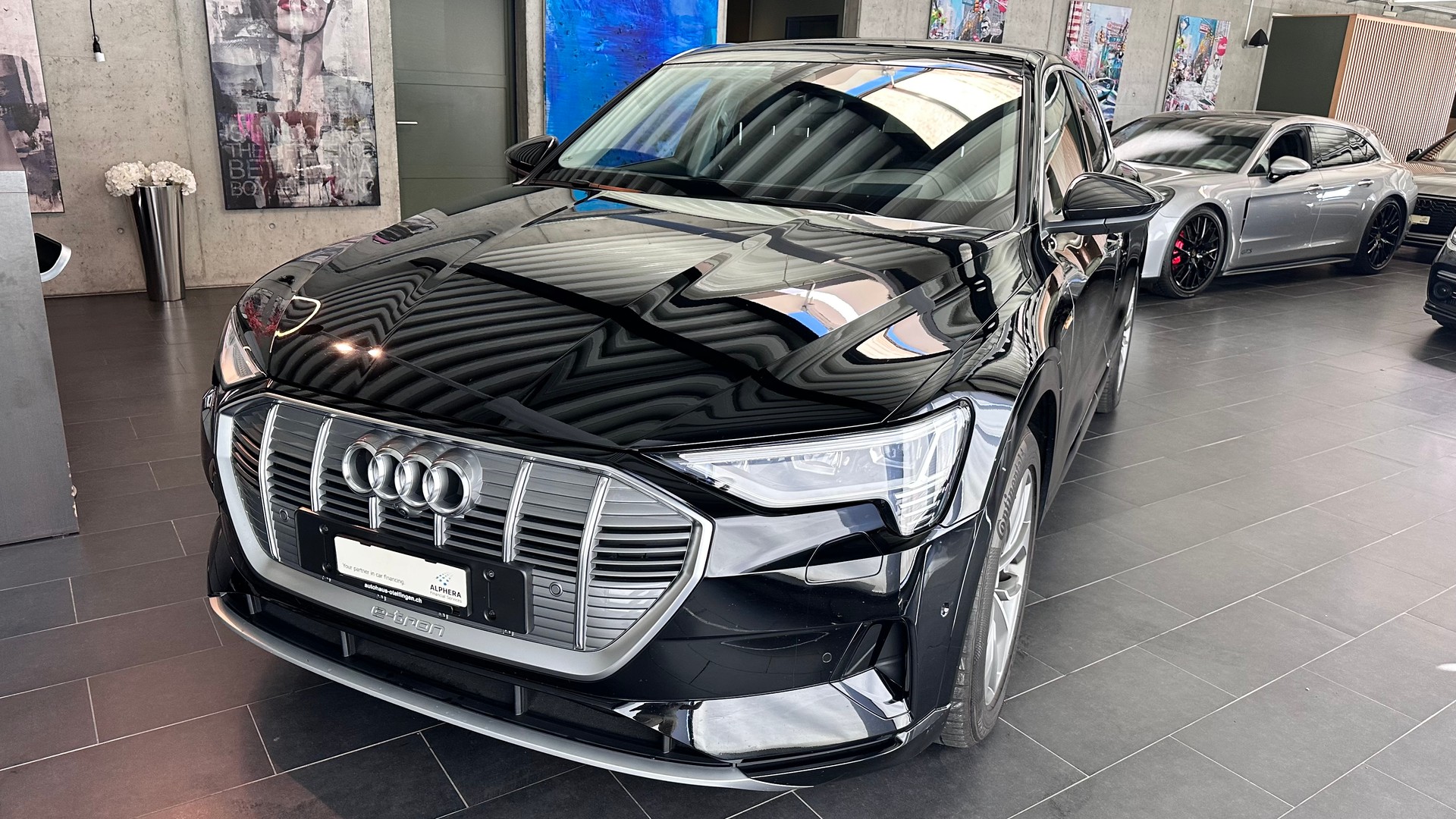 AUDI e-tron 50 Advanced quattro-image-18