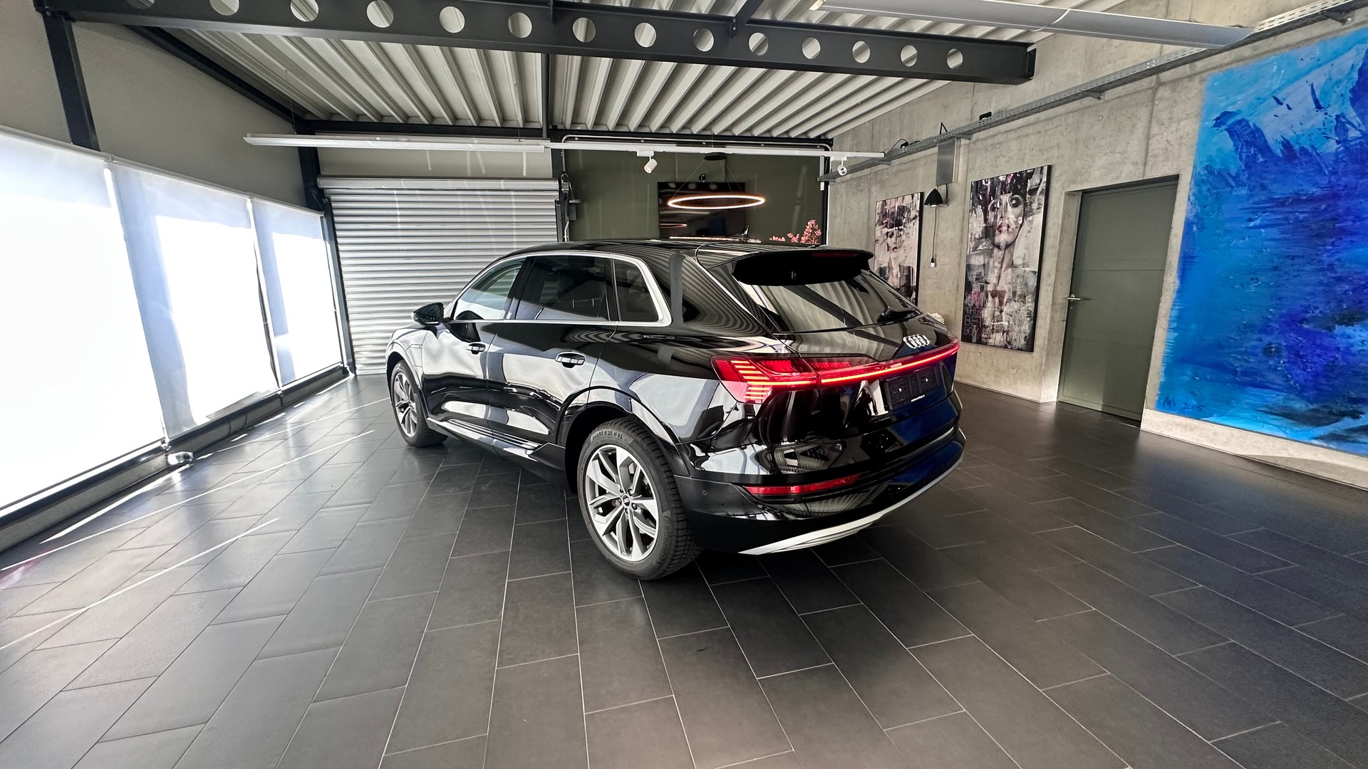 AUDI e-tron 50 Advanced quattro-image-9