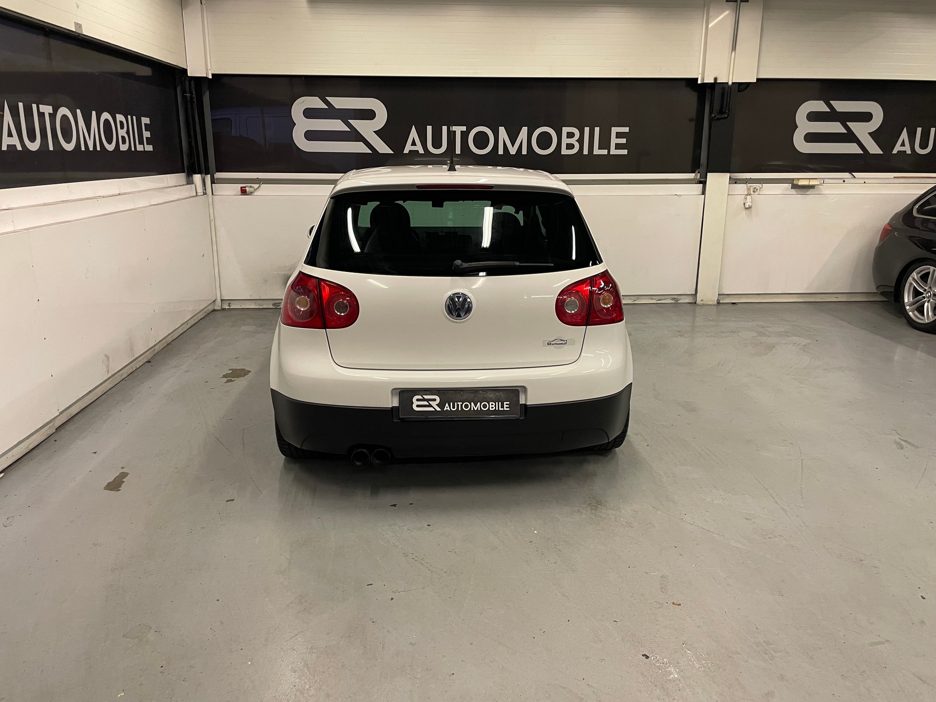 VW Golf 2.0 TFSI GTI-image-7