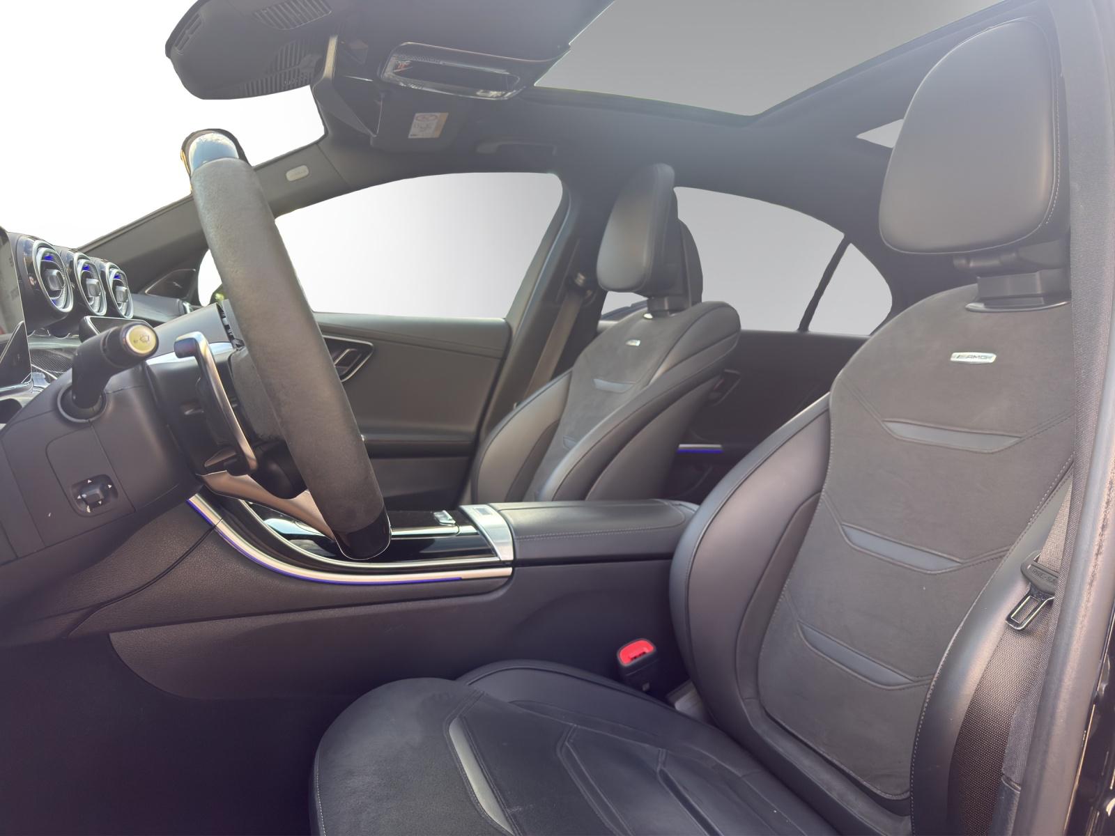 MERCEDES-BENZ C 63 S AMG E Performance 4 Matic Executive Edition-image-12