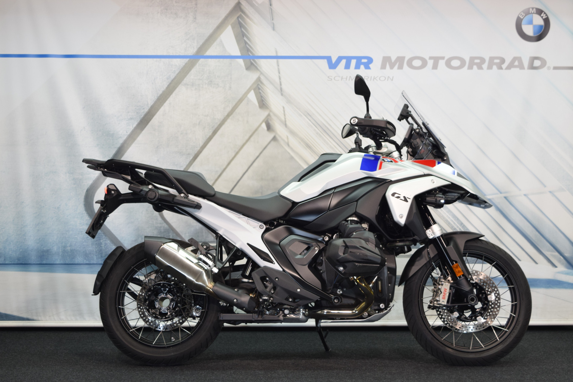 BMW R 1300 GS Trophy-image-1
