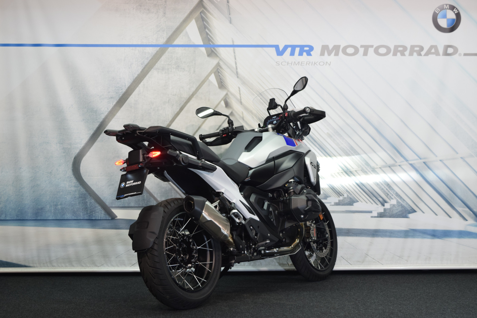 BMW R 1300 GS Trophy-image-2