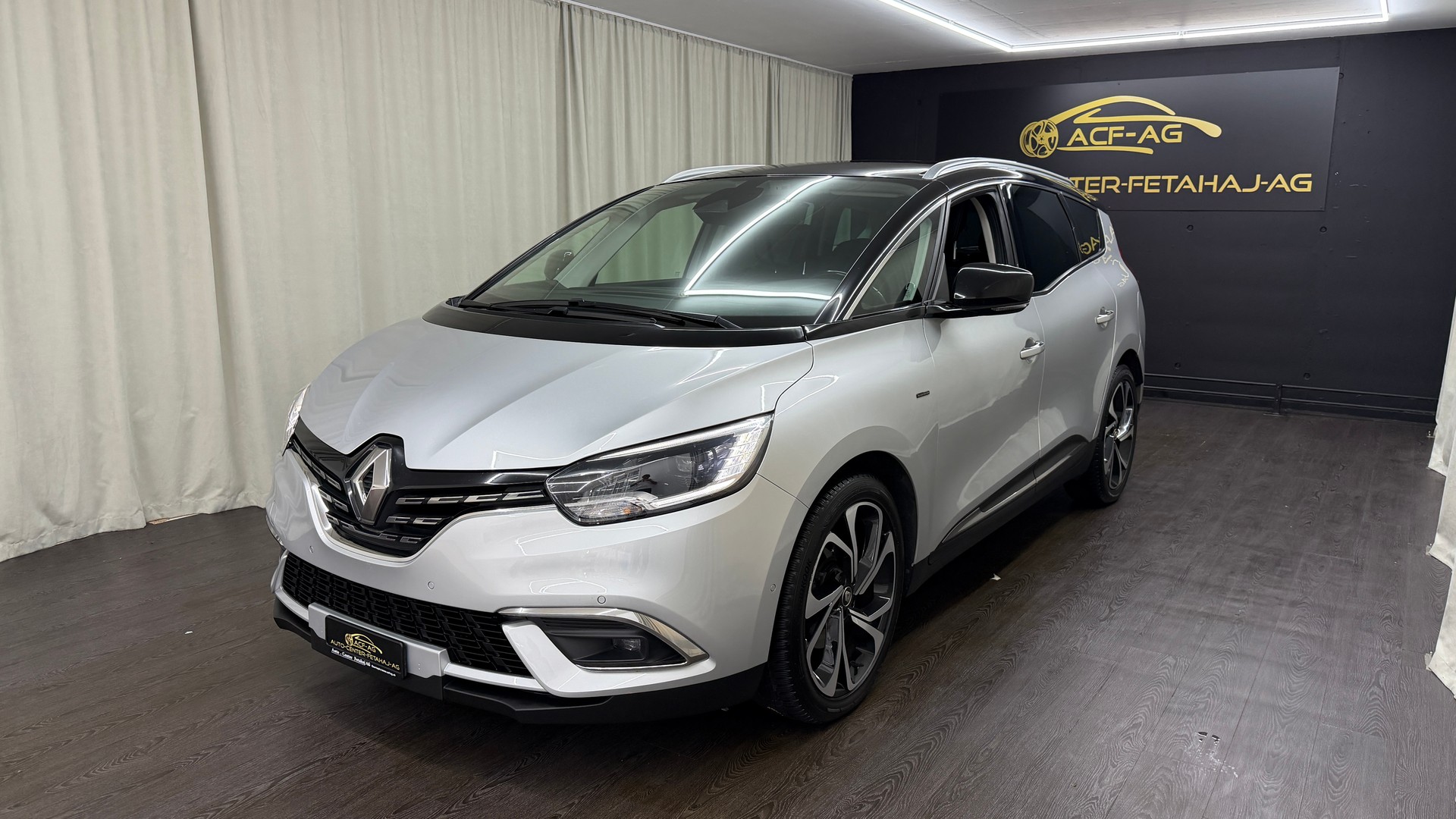 RENAULT Grand Scénic 1.3 16V Turbo Black Edition EDC