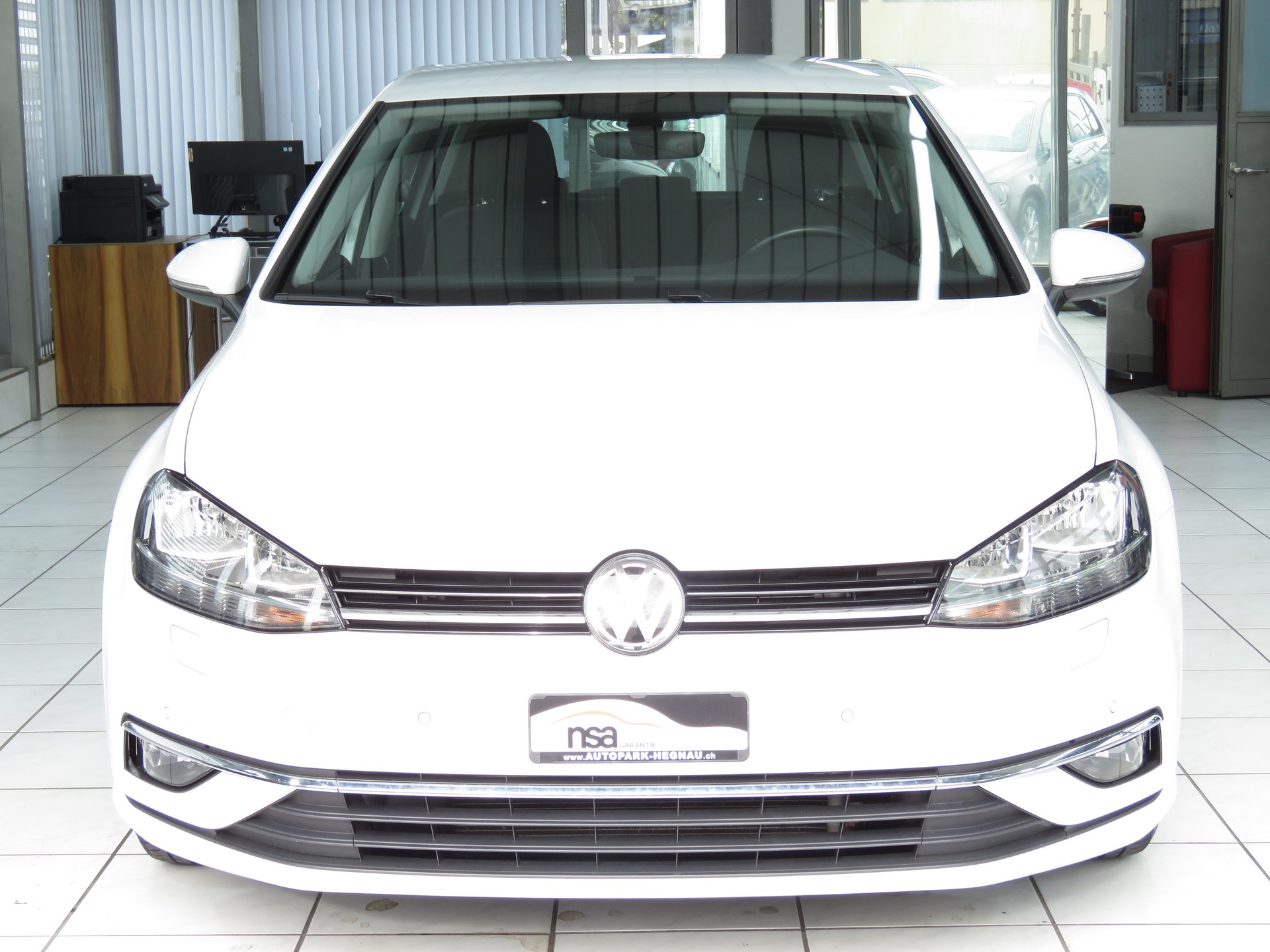VW Golf 1.0 TSI Comfortline-showroom-element-1